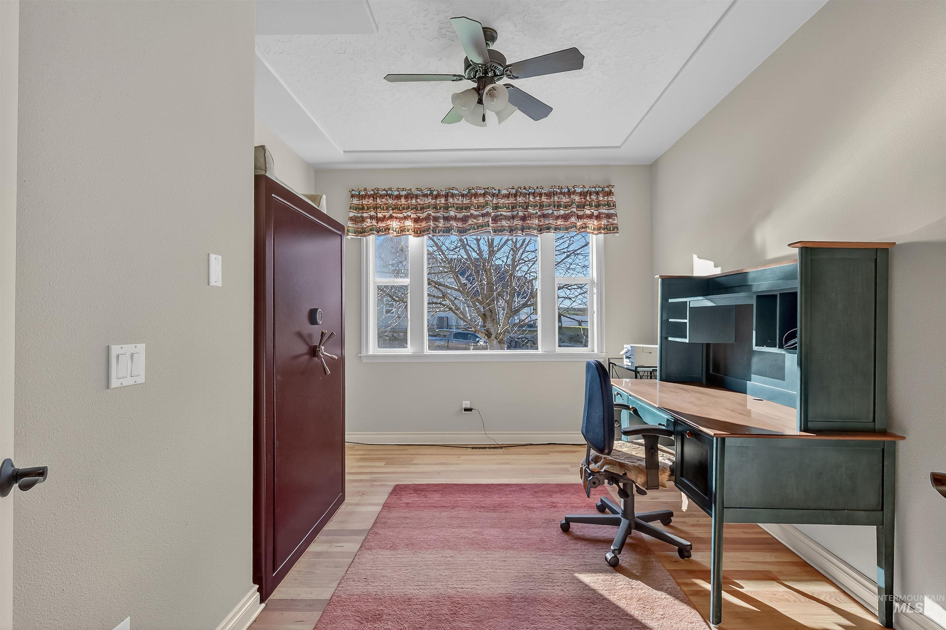 2285 Pitchstone Drive, Clarkston, Washington 99403, 3 Bedrooms, 2.5 Bathrooms, Residential For Sale, Price $660,000, 98976237