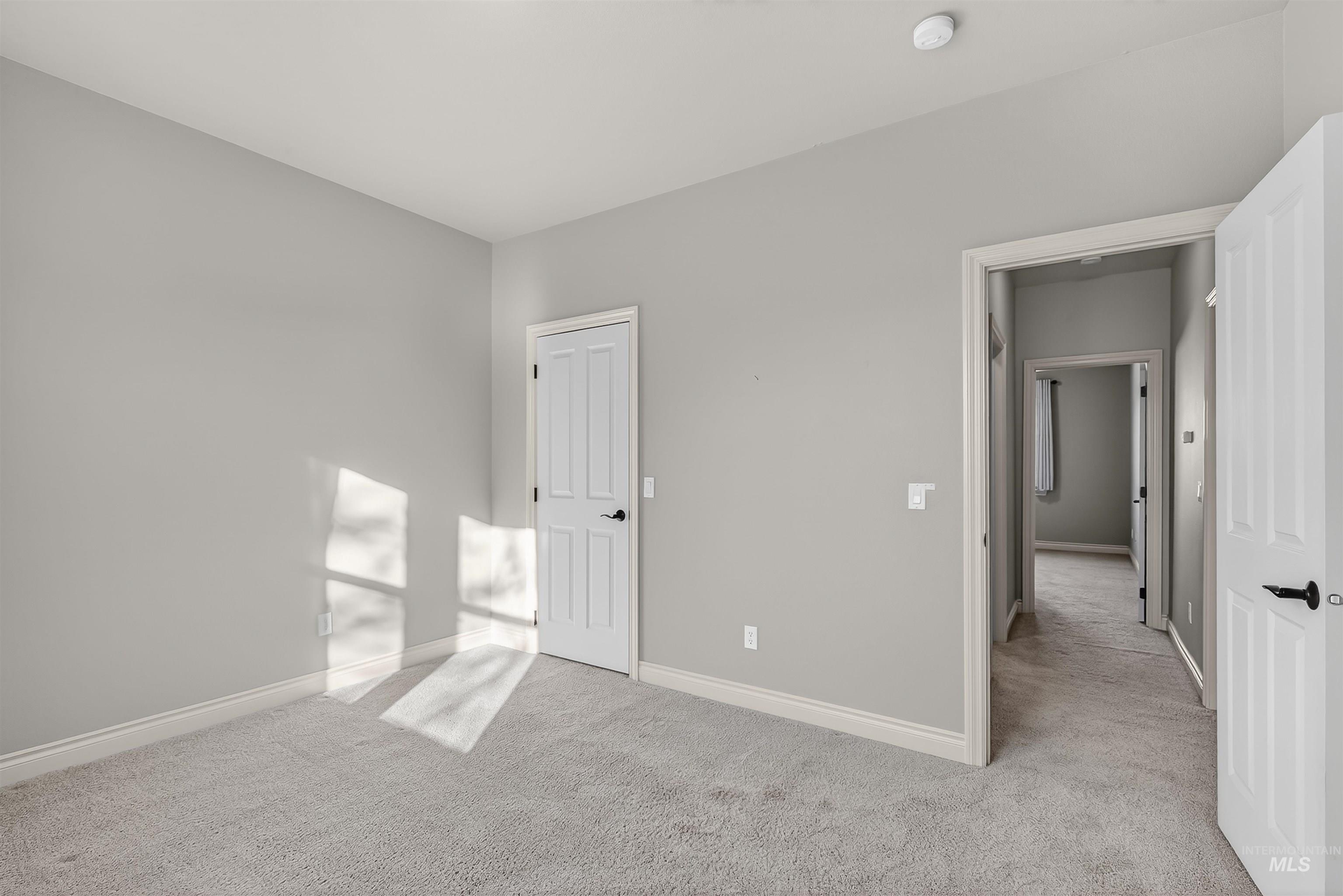 2285 Pitchstone Drive, Clarkston, Washington 99403, 3 Bedrooms, 2.5 Bathrooms, Residential For Sale, Price $660,000, 98976237