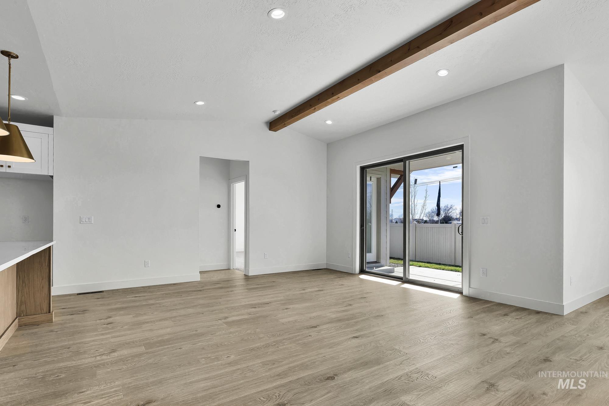 9855 W Snow Wolf Ln, Star, Idaho 83669, 3 Bedrooms, 2 Bathrooms, Residential For Sale, Price $719,900,MLS 98976238