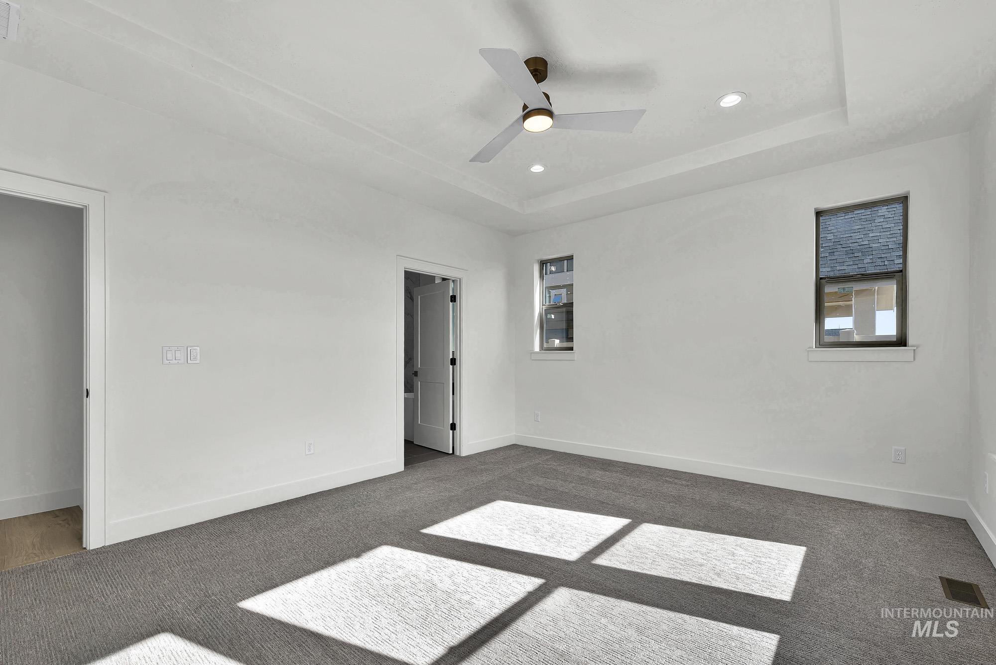 9855 W Snow Wolf Ln, Star, Idaho 83669, 3 Bedrooms, 2 Bathrooms, Residential For Sale, Price $719,900,MLS 98976238