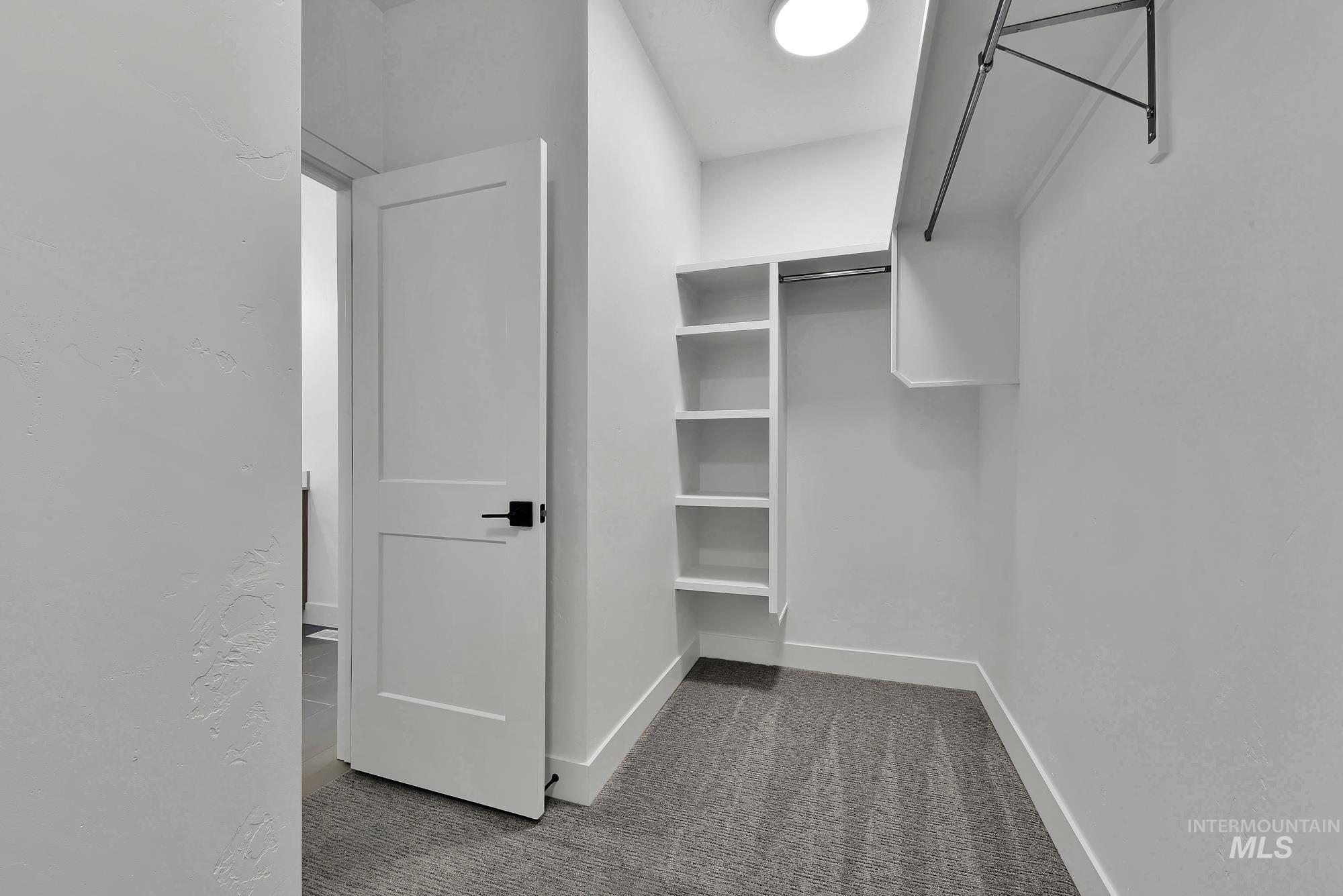 9855 W Snow Wolf Ln, Star, Idaho 83669, 3 Bedrooms, 2 Bathrooms, Residential For Sale, Price $719,900,MLS 98976238