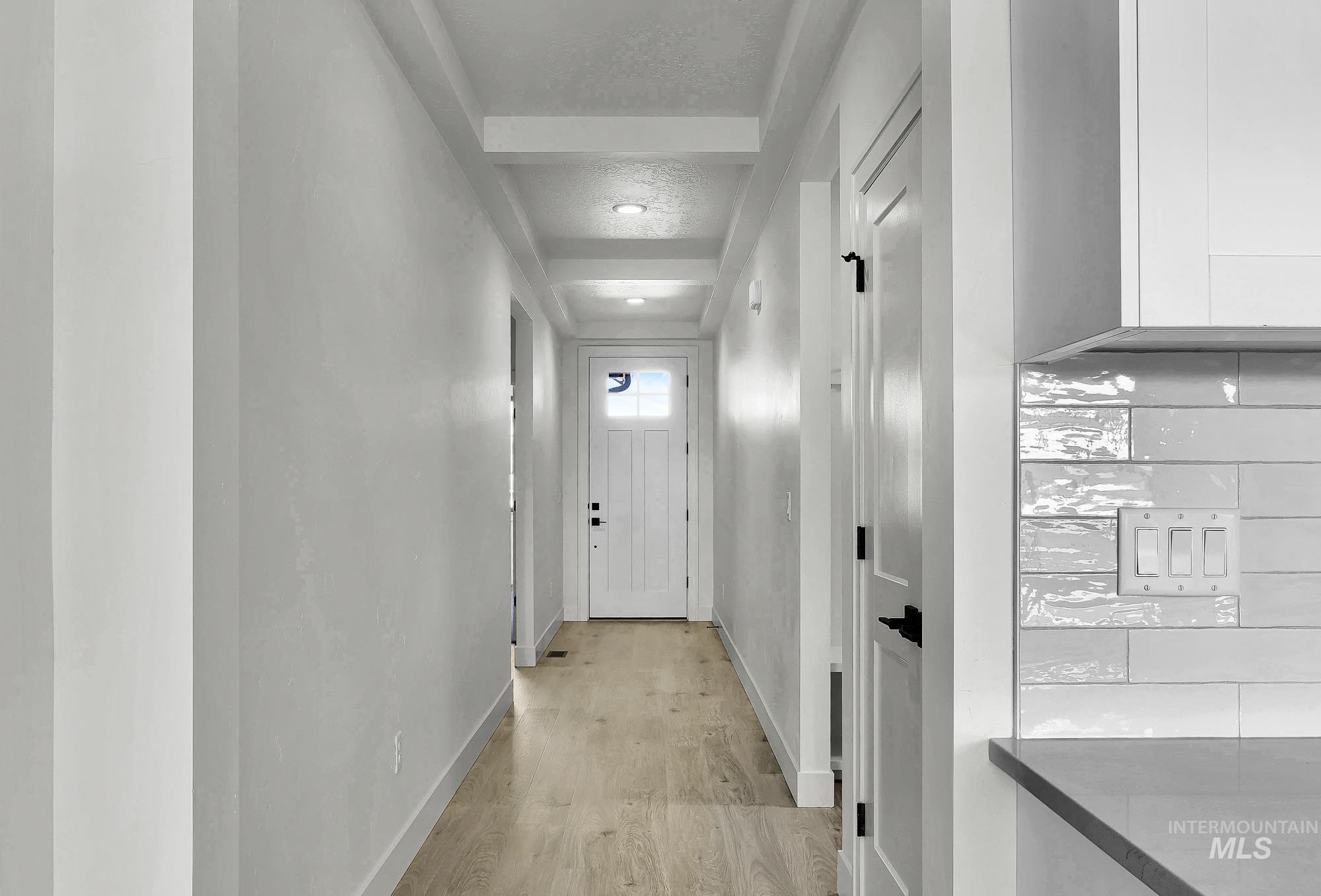 9855 W Snow Wolf Ln, Star, Idaho 83669, 3 Bedrooms, 2 Bathrooms, Residential For Sale, Price $719,900,MLS 98976238