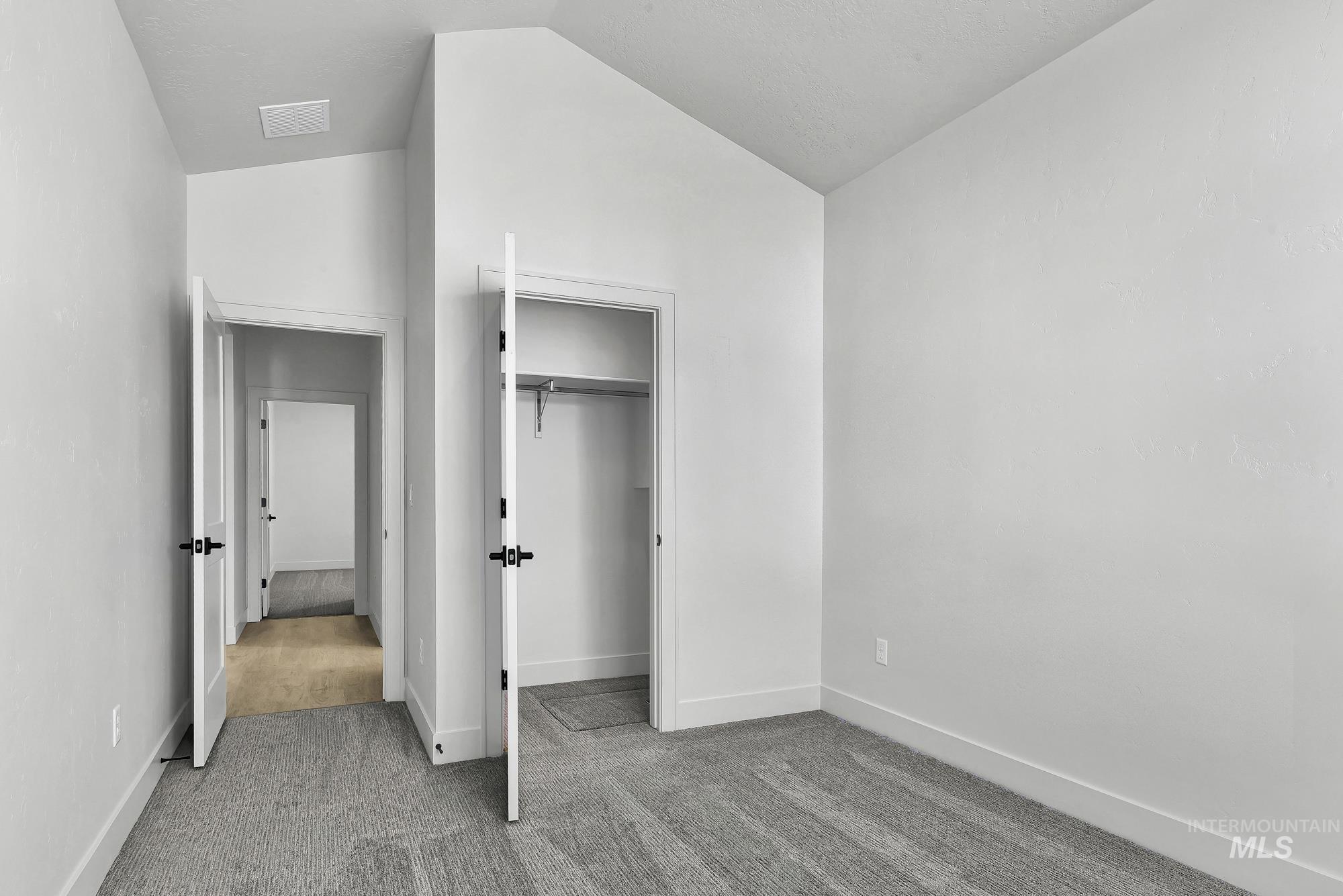 9855 W Snow Wolf Ln, Star, Idaho 83669, 3 Bedrooms, 2 Bathrooms, Residential For Sale, Price $719,900,MLS 98976238