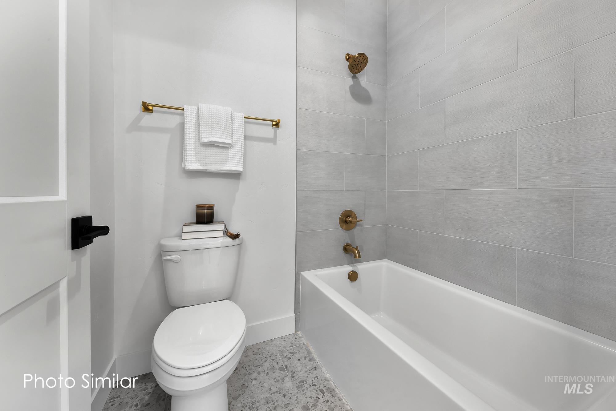 9855 W Snow Wolf Ln, Star, Idaho 83669, 3 Bedrooms, 2 Bathrooms, Residential For Sale, Price $719,900,MLS 98976238