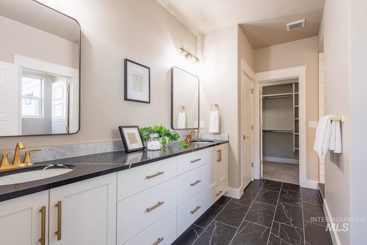 1692 Sandbar Rd, Emmett, Idaho 83617, 3 Bedrooms, 2 Bathrooms, Residential For Sale, Price $496,750,MLS 98976240