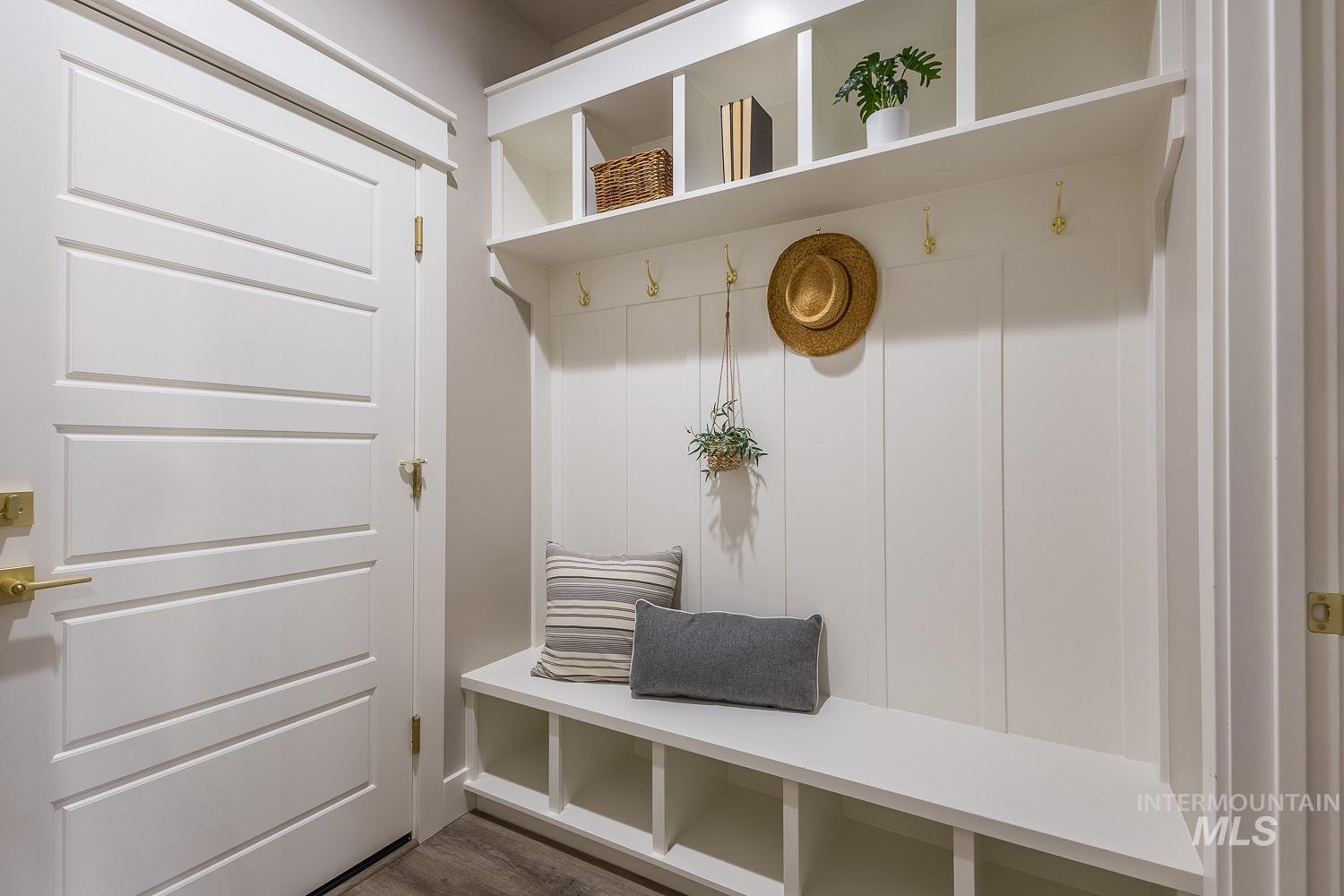 1692 Sandbar Rd, Emmett, Idaho 83617, 3 Bedrooms, 2 Bathrooms, Residential For Sale, Price $496,750,MLS 98976240