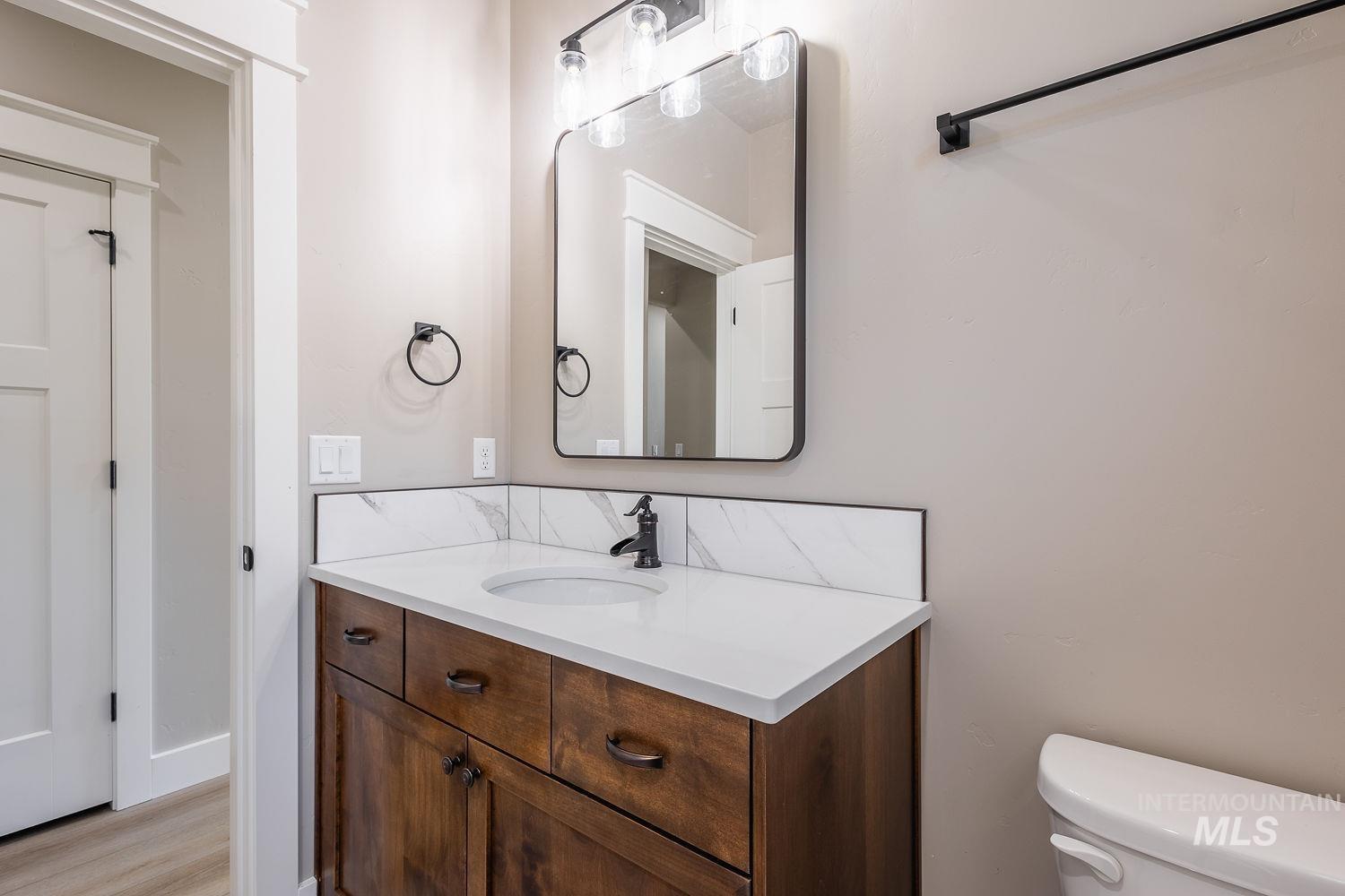 1700 Sandbar Rd, Emmett, Idaho 83617, 3 Bedrooms, 2 Bathrooms, Residential For Sale, Price $489,750,MLS 98976241