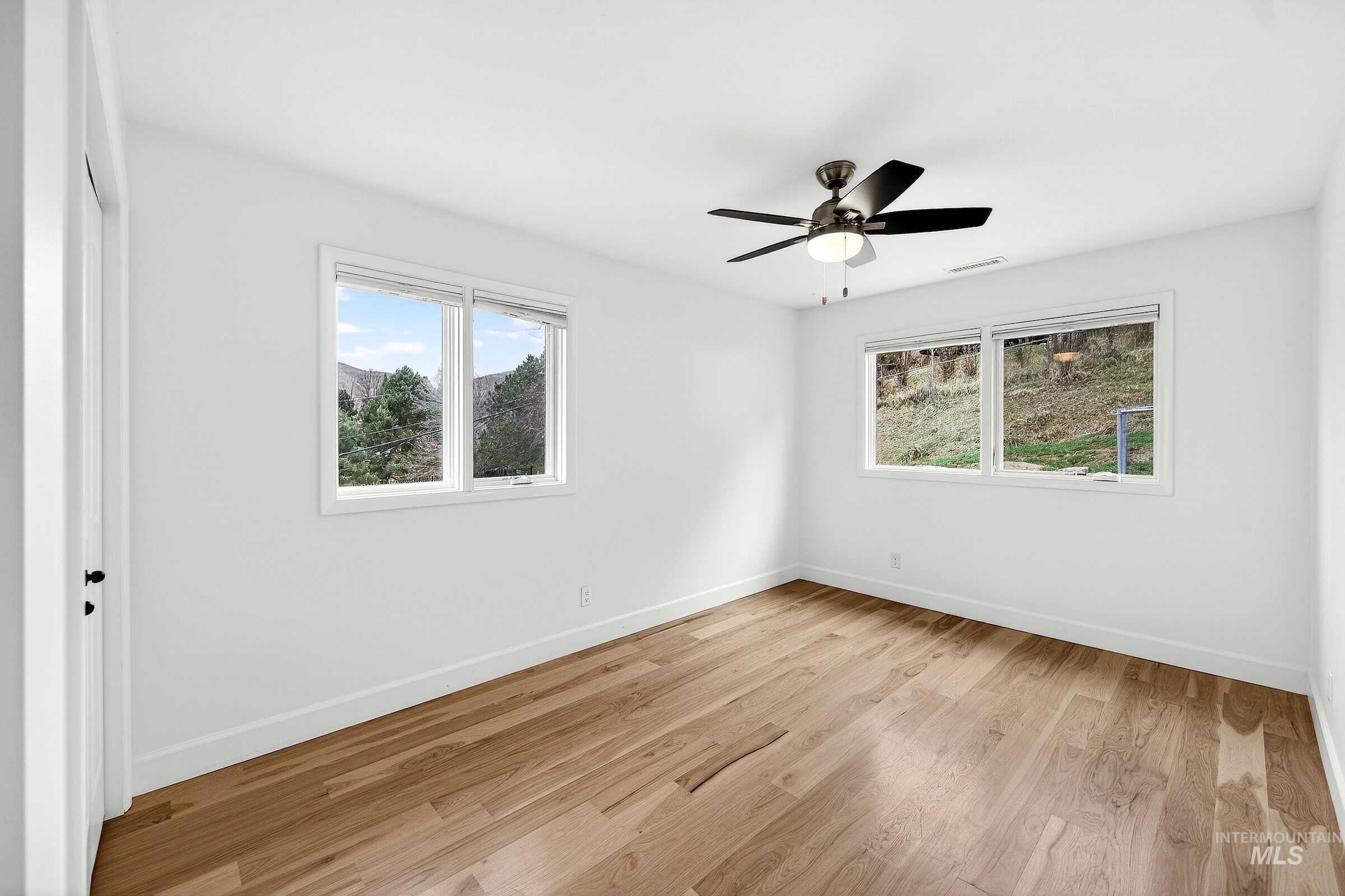 2109 W W Hillway Dr, Boise, Idaho 83702, 4 Bedrooms, 2.5 Bathrooms, Residential For Sale, Price $920,000,MLS 98976242