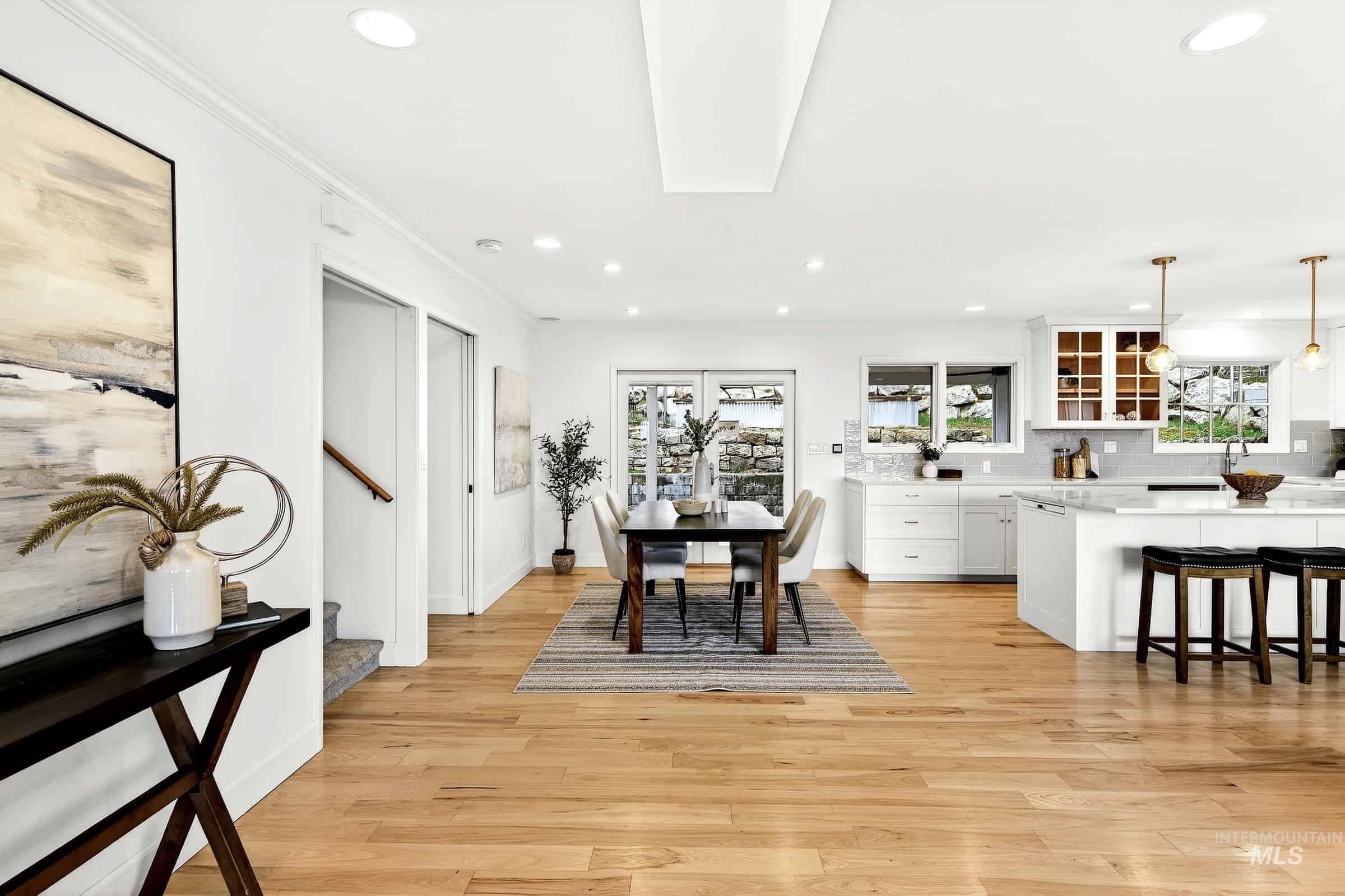 2109 W W Hillway Dr, Boise, Idaho 83702, 4 Bedrooms, 2.5 Bathrooms, Residential For Sale, Price $920,000, 98976242