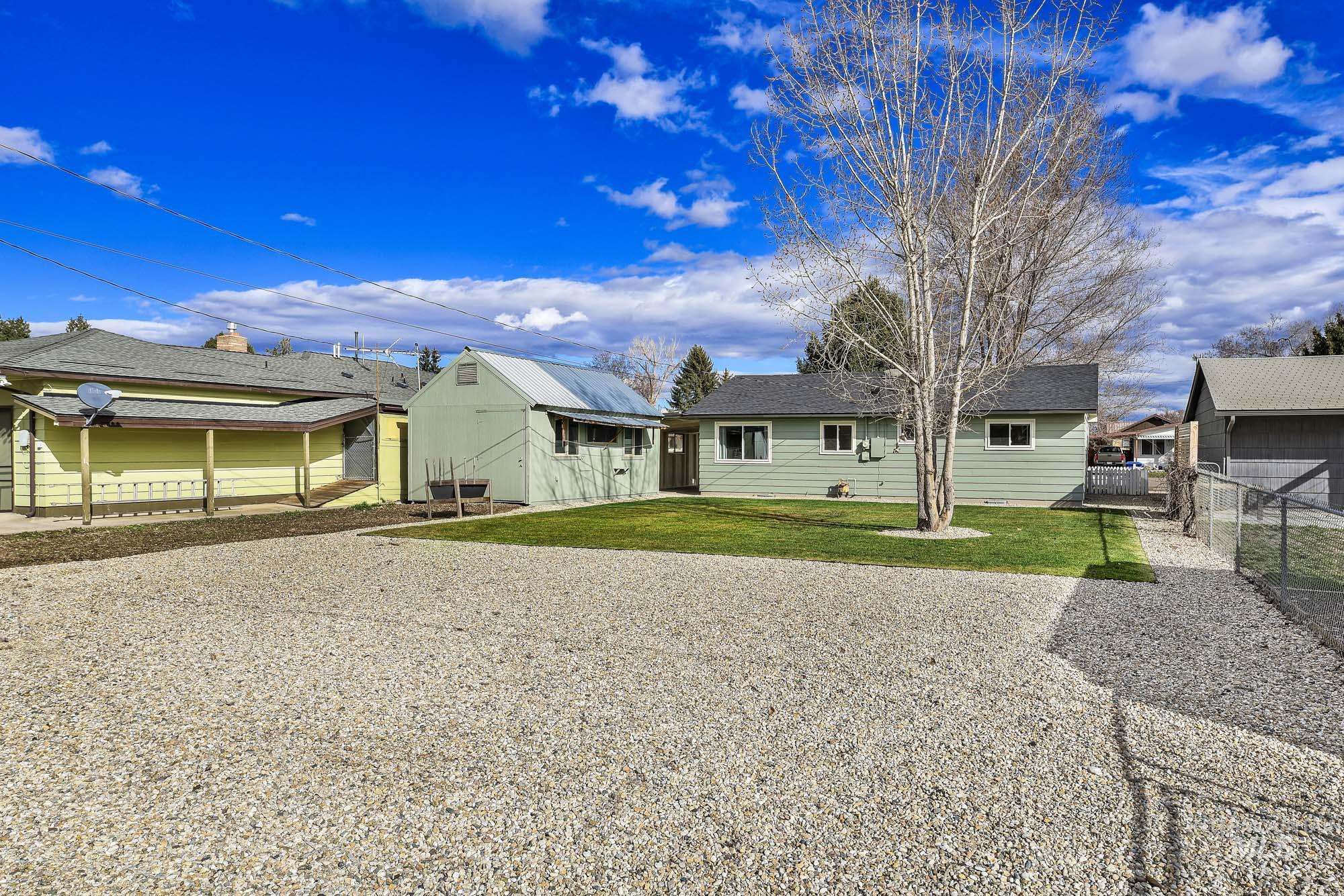 517 S Minnesota, Fruitland, Idaho 83619, 2 Bedrooms, 1 Bathroom, Residential For Sale, Price $285,000,MLS 98976247