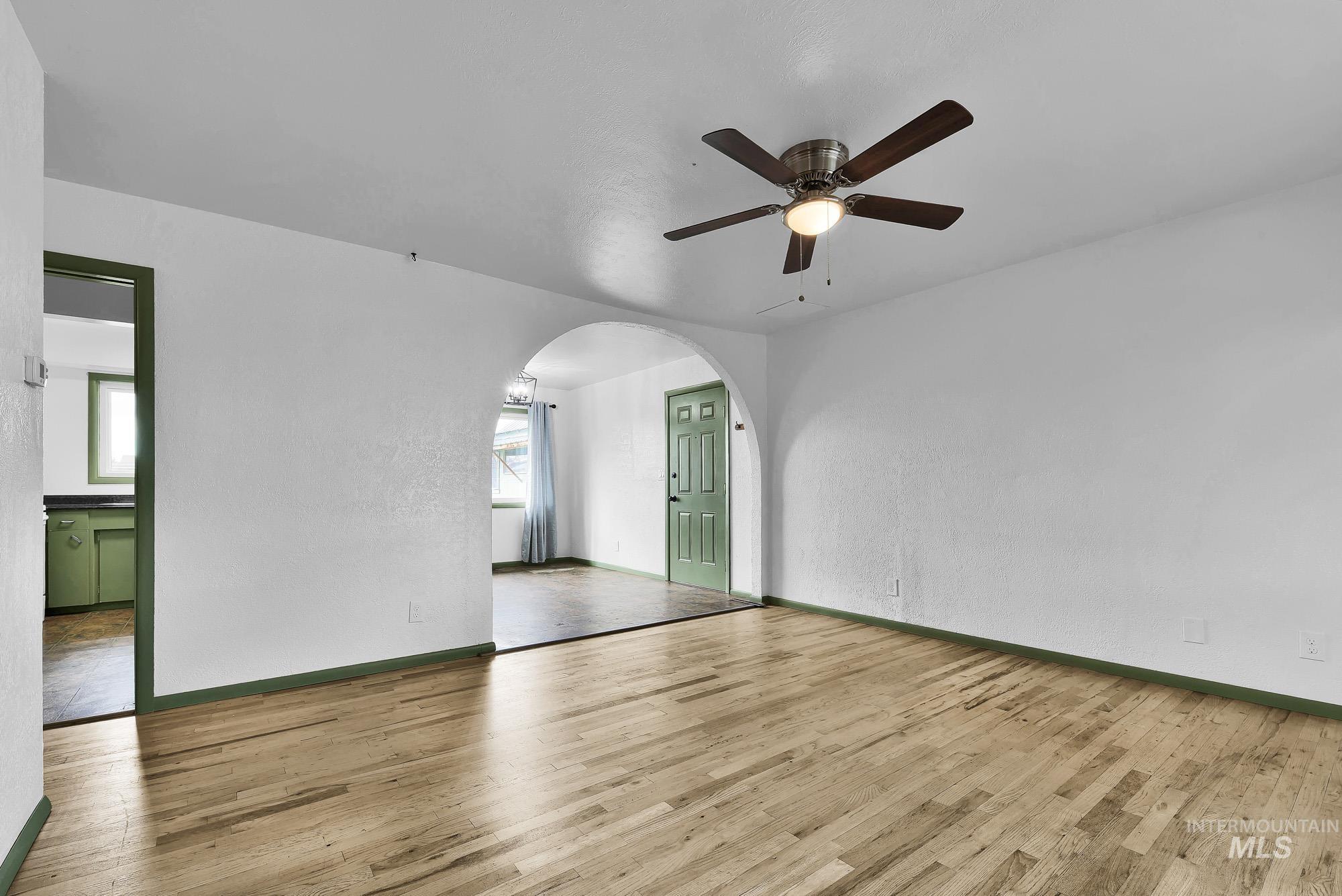 517 S Minnesota, Fruitland, Idaho 83619, 2 Bedrooms, 1 Bathroom, Residential For Sale, Price $285,000,MLS 98976247