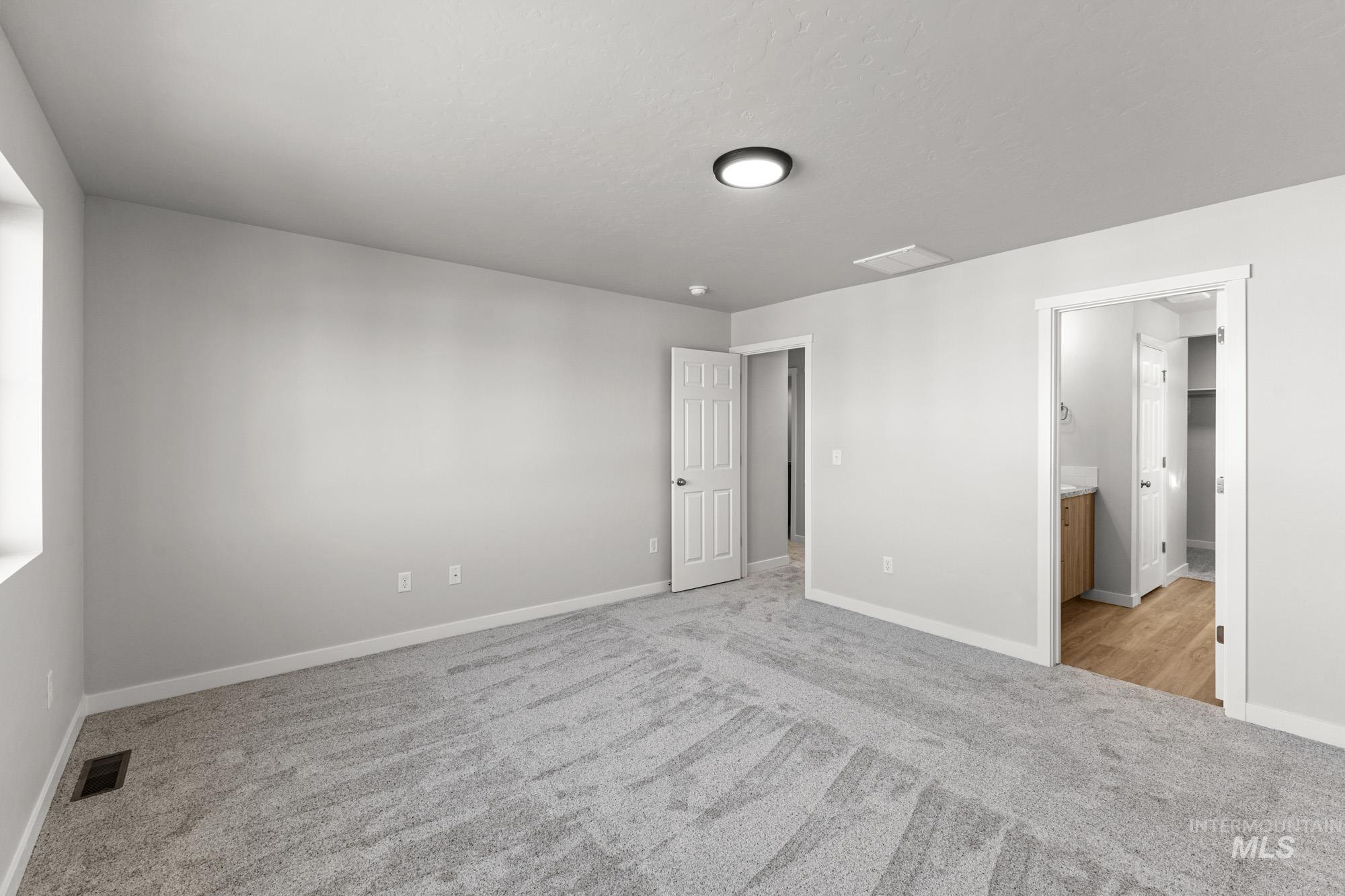 1715 N Birch St, Jerome, Idaho 83338, 4 Bedrooms, 2.5 Bathrooms, Residential For Sale, Price $474,990,MLS 98976248