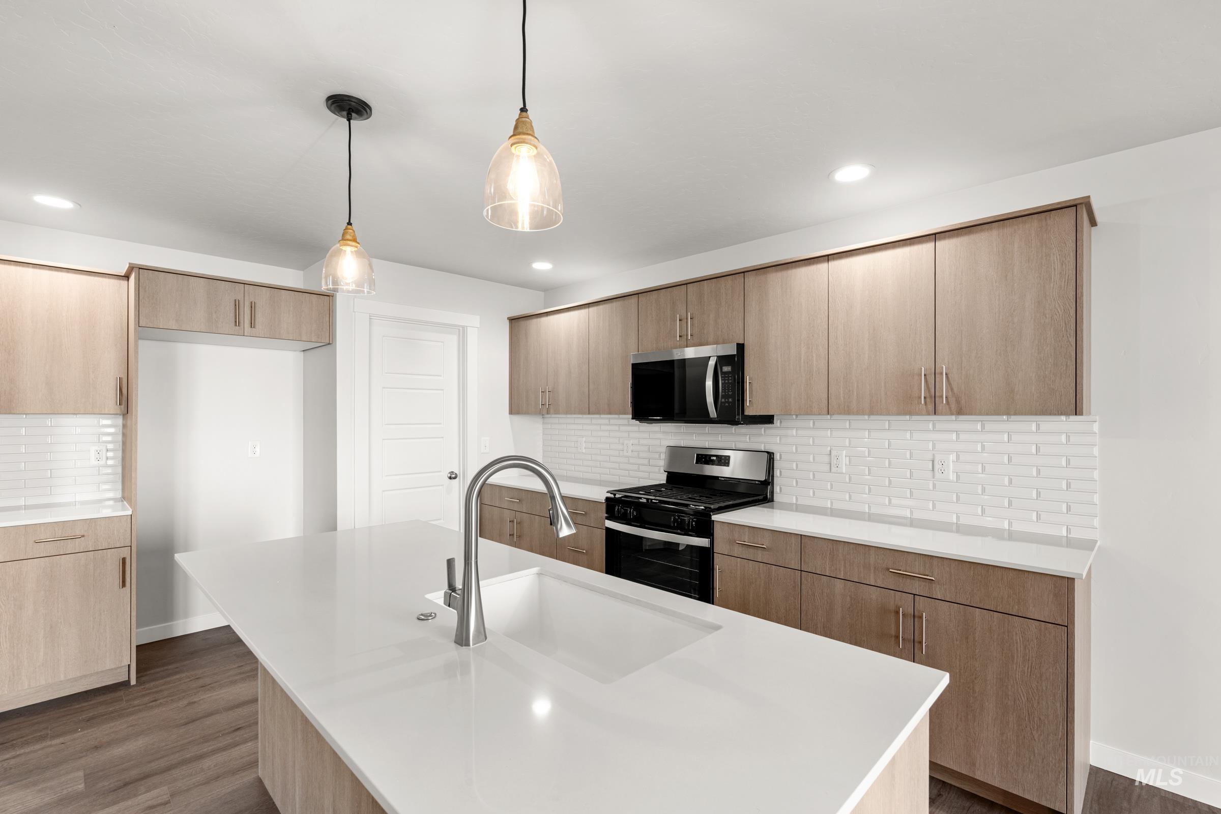 6646 W Black Butte Dr, Meridian, Idaho 83646, 4 Bedrooms, 2.5 Bathrooms, Residential For Sale, Price $509,990,MLS 98976249