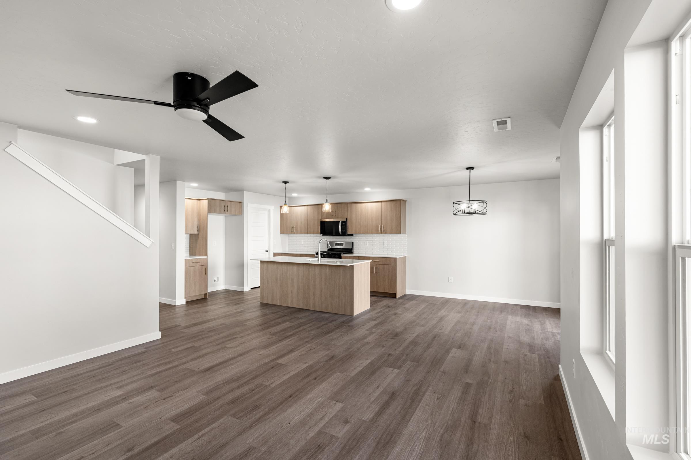 6646 W Black Butte Dr, Meridian, Idaho 83646, 4 Bedrooms, 2.5 Bathrooms, Residential For Sale, Price $509,990,MLS 98976249