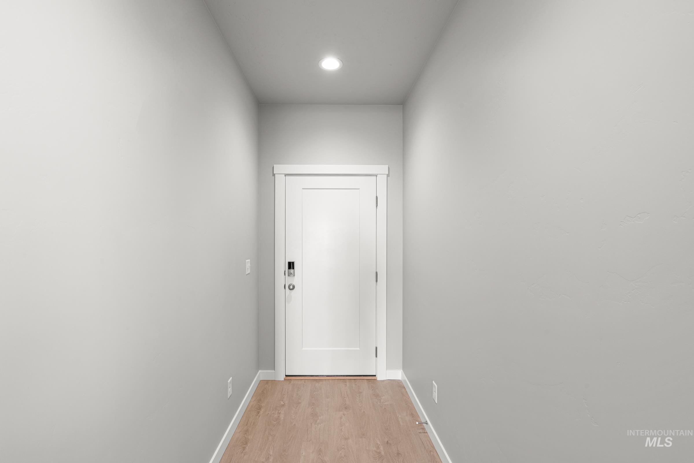 6642 W Black Butte Dr, Meridian, Idaho 83646, 3 Bedrooms, 2.5 Bathrooms, Residential For Sale, Price $499,990,MLS 98976251