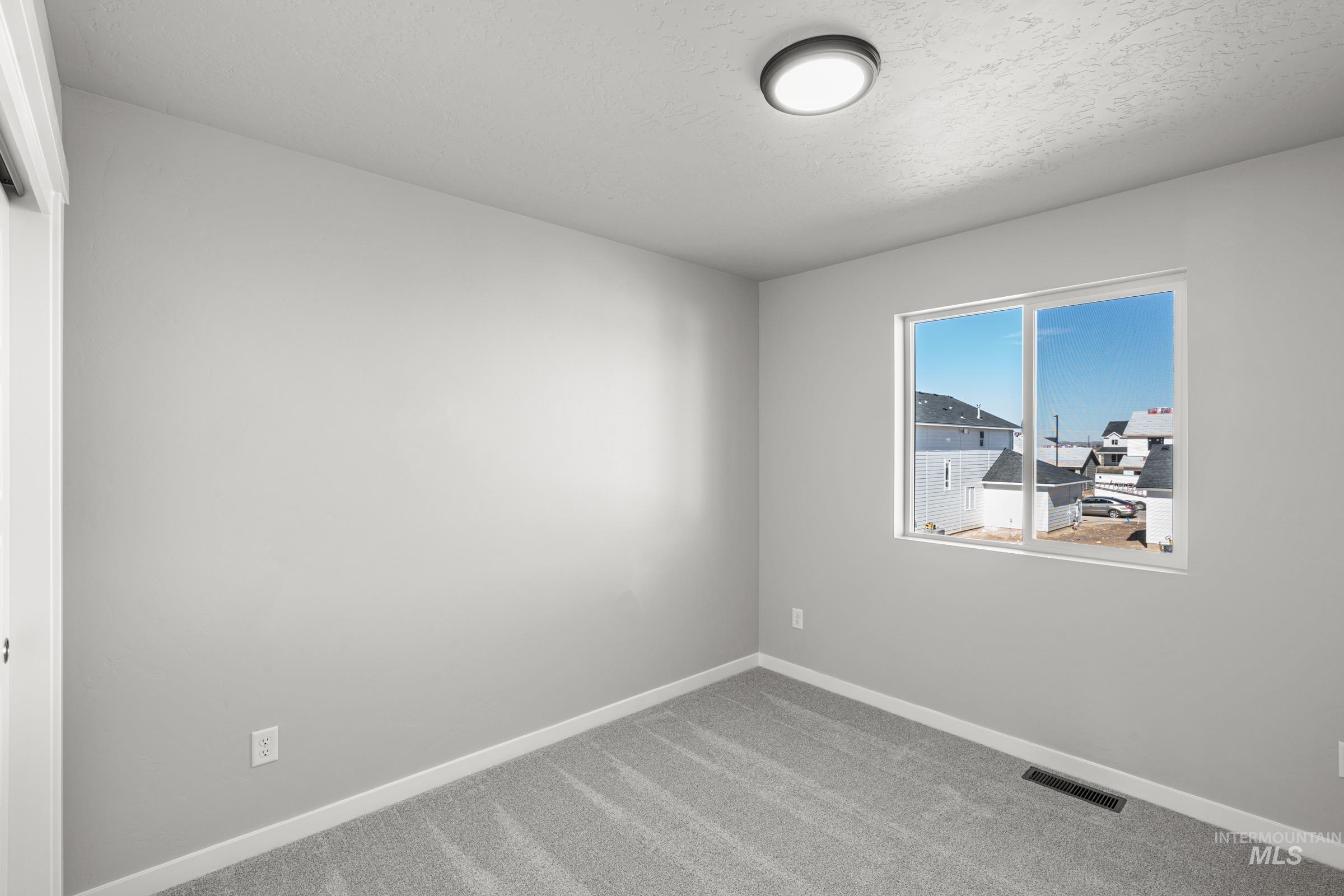 6642 W Black Butte Dr, Meridian, Idaho 83646, 3 Bedrooms, 2.5 Bathrooms, Residential For Sale, Price $499,990,MLS 98976251