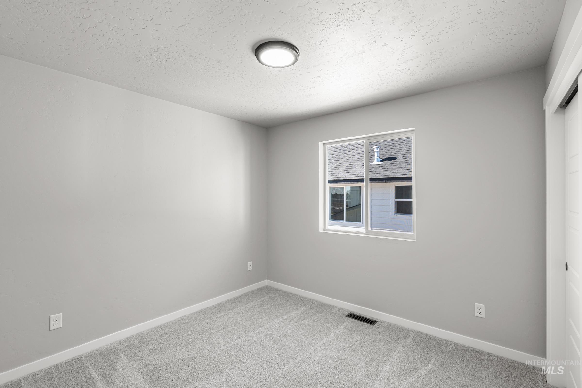 6642 W Black Butte Dr, Meridian, Idaho 83646, 3 Bedrooms, 2.5 Bathrooms, Residential For Sale, Price $499,990,MLS 98976251