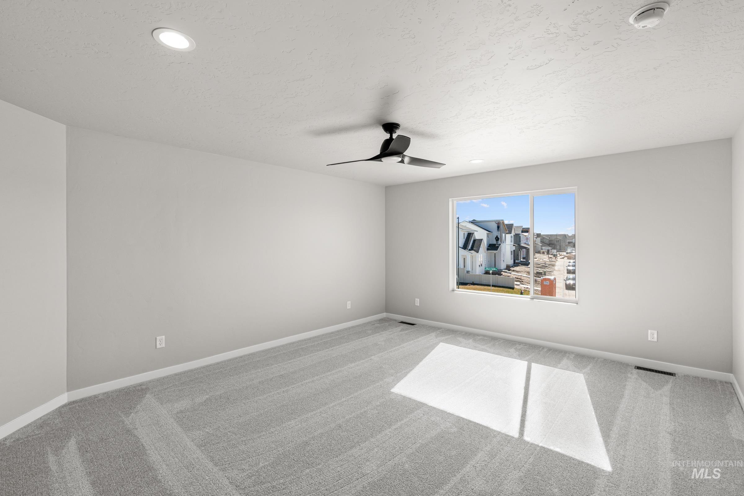 6642 W Black Butte Dr, Meridian, Idaho 83646, 3 Bedrooms, 2.5 Bathrooms, Residential For Sale, Price $499,990,MLS 98976251