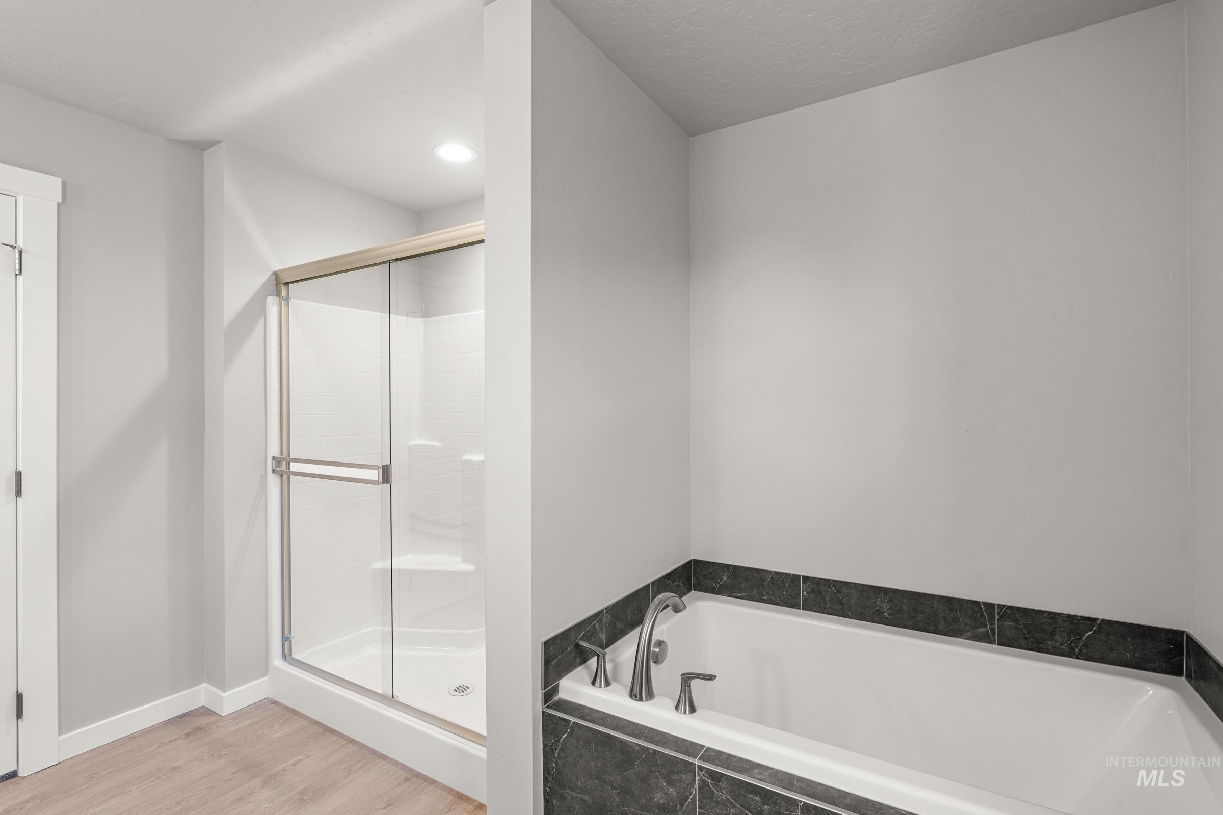 6642 W Black Butte Dr, Meridian, Idaho 83646, 3 Bedrooms, 2.5 Bathrooms, Residential For Sale, Price $499,990,MLS 98976251