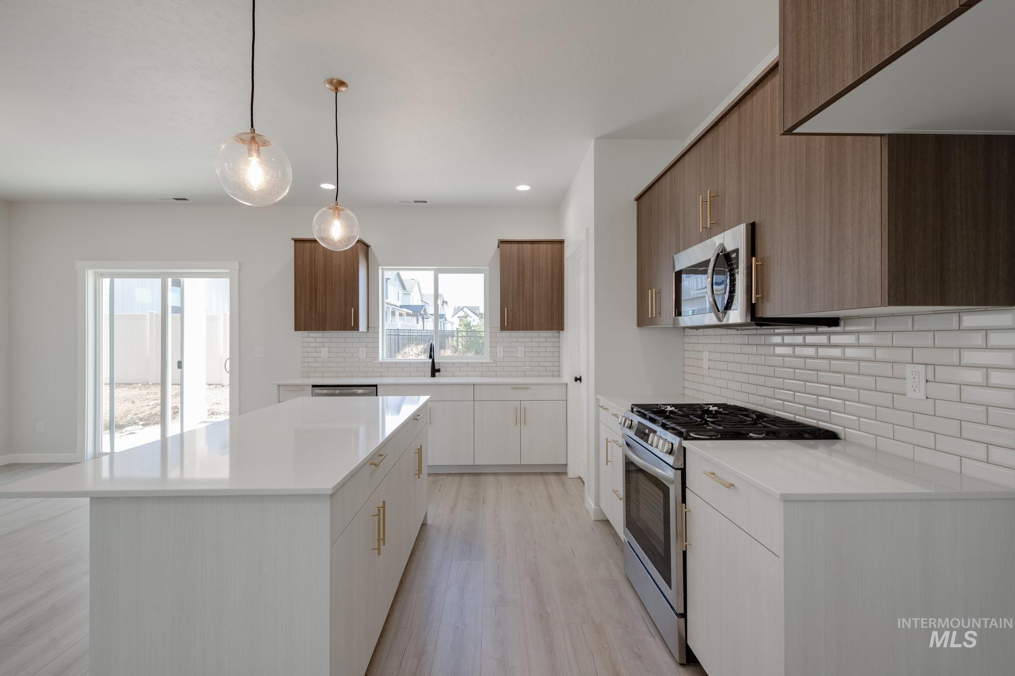 6642 W Black Butte Dr, Meridian, Idaho 83646, 3 Bedrooms, 2.5 Bathrooms, Residential For Sale, Price $499,990, 98976251