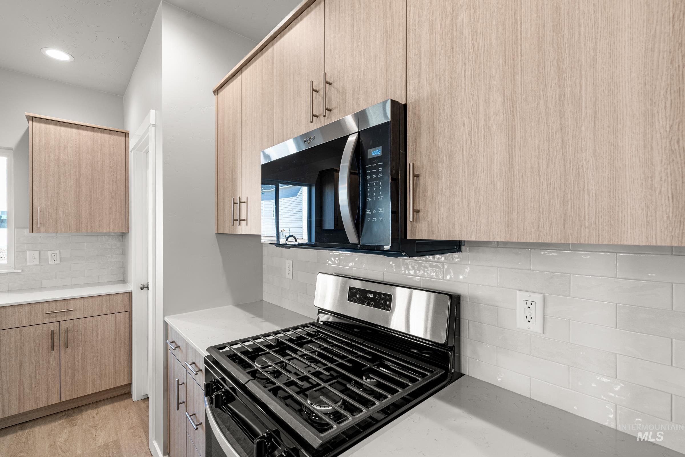 6642 W Black Butte Dr, Meridian, Idaho 83646, 3 Bedrooms, 2.5 Bathrooms, Residential For Sale, Price $499,990,MLS 98976251