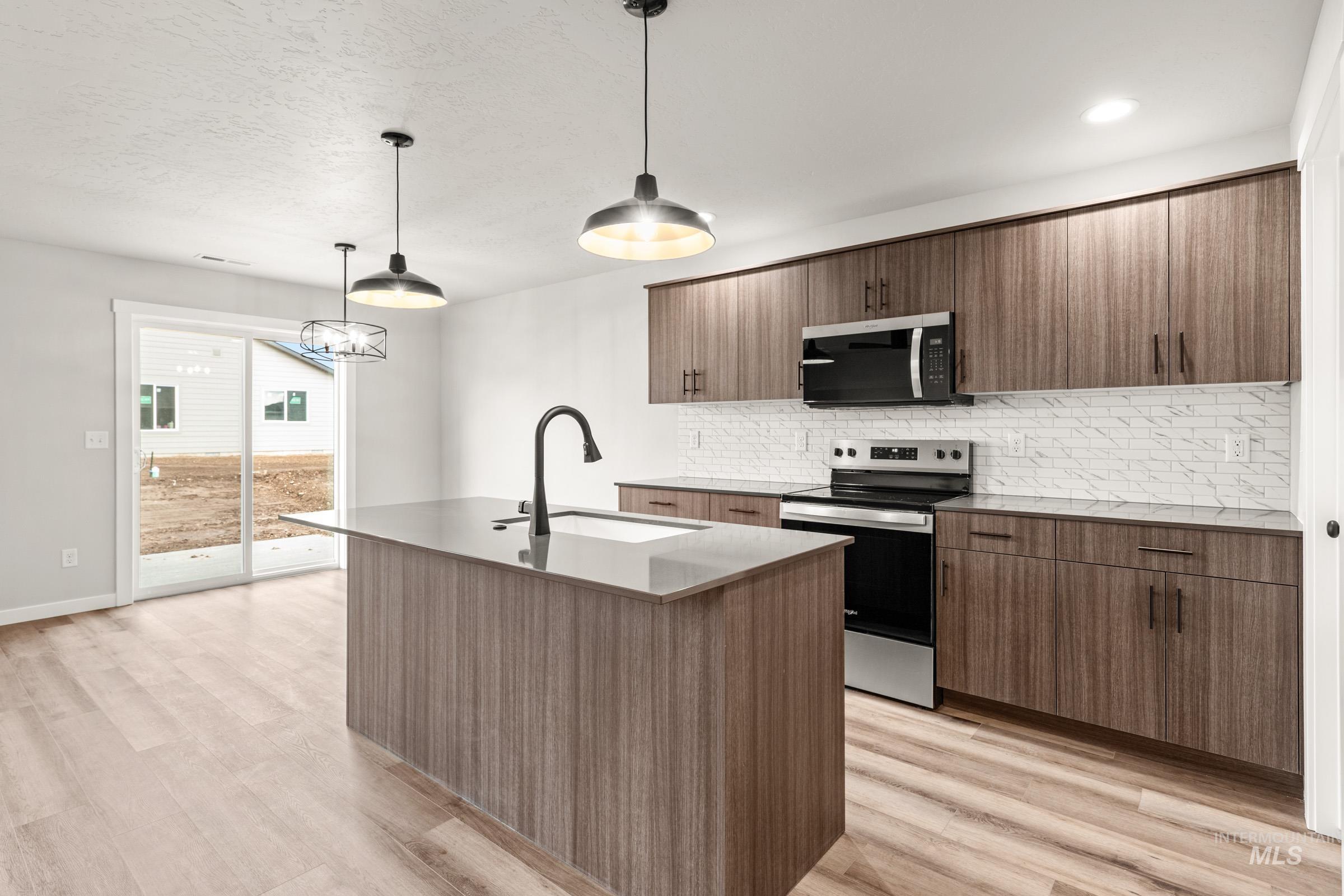 6638 W Black Butte Dr, Meridian, Idaho 83646, 3 Bedrooms, 2.5 Bathrooms, Residential For Sale, Price $474,990, 98976252