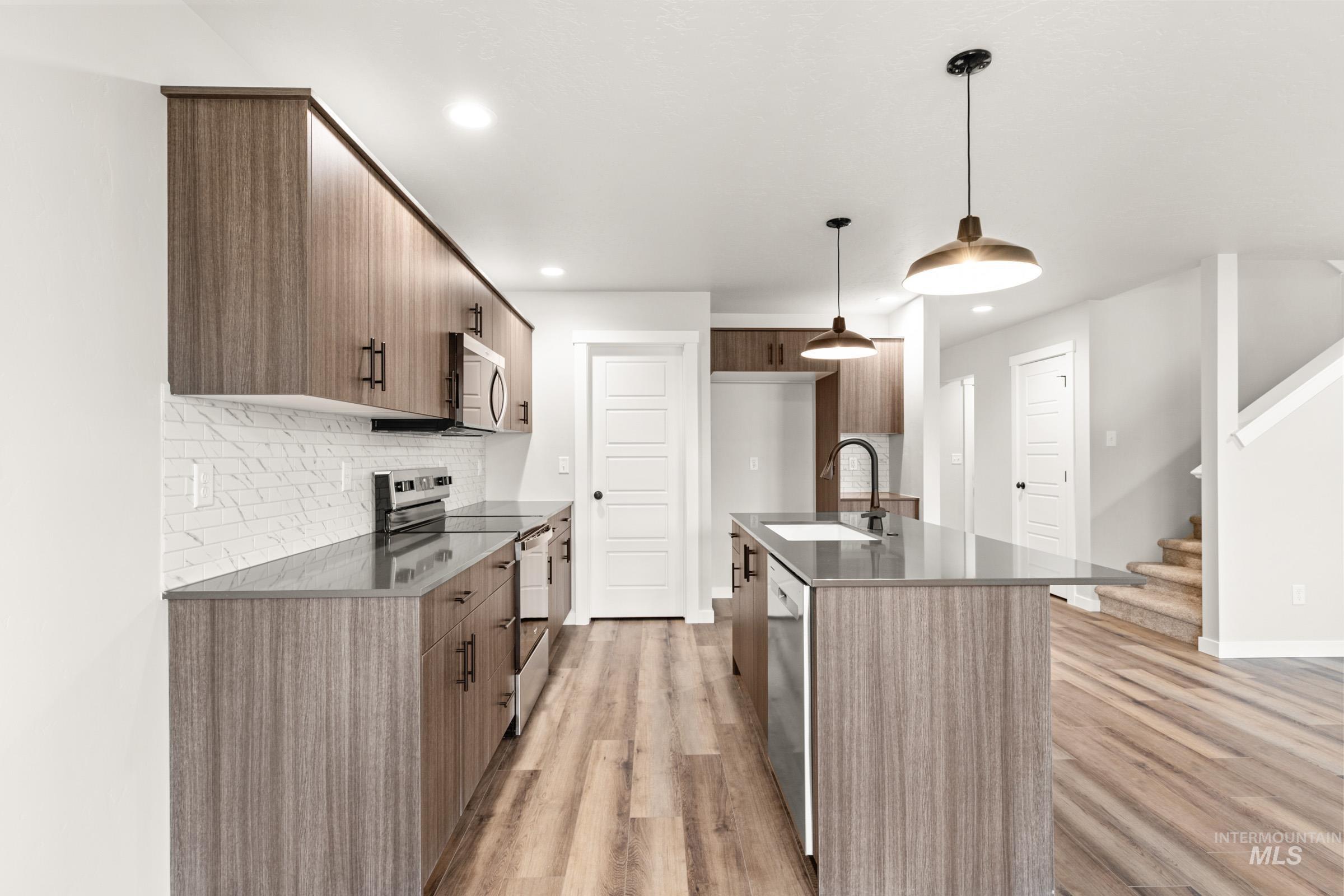 6638 W Black Butte Dr, Meridian, Idaho 83646, 3 Bedrooms, 2.5 Bathrooms, Residential For Sale, Price $474,990, 98976252