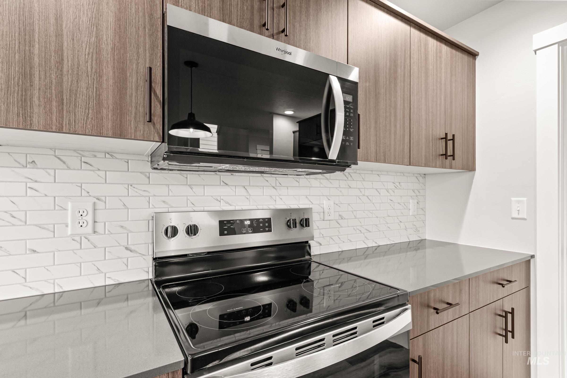 6638 W Black Butte Dr, Meridian, Idaho 83646, 3 Bedrooms, 2.5 Bathrooms, Residential For Sale, Price $474,990, 98976252