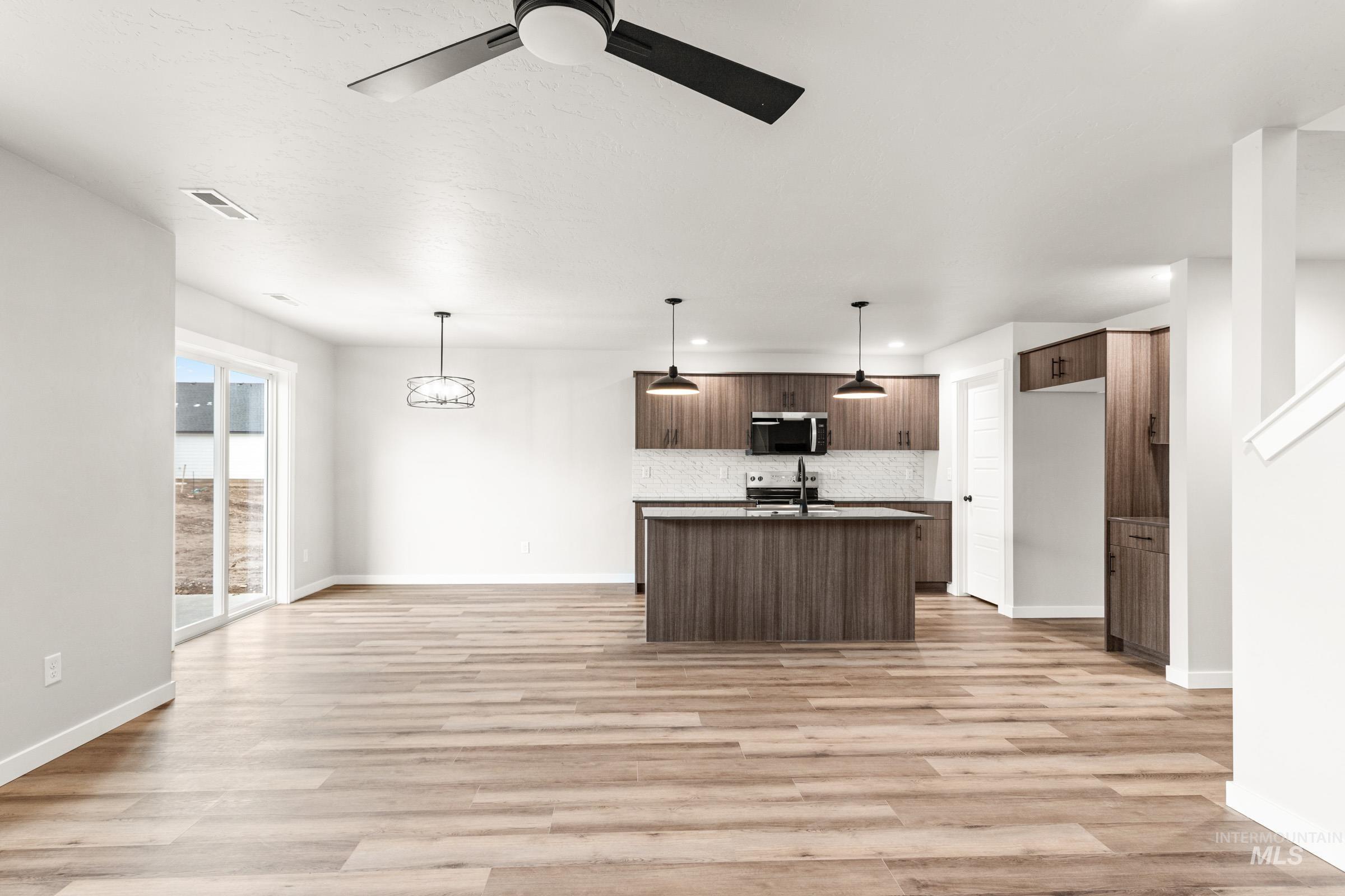 6638 W Black Butte Dr, Meridian, Idaho 83646, 3 Bedrooms, 2.5 Bathrooms, Residential For Sale, Price $474,990, 98976252