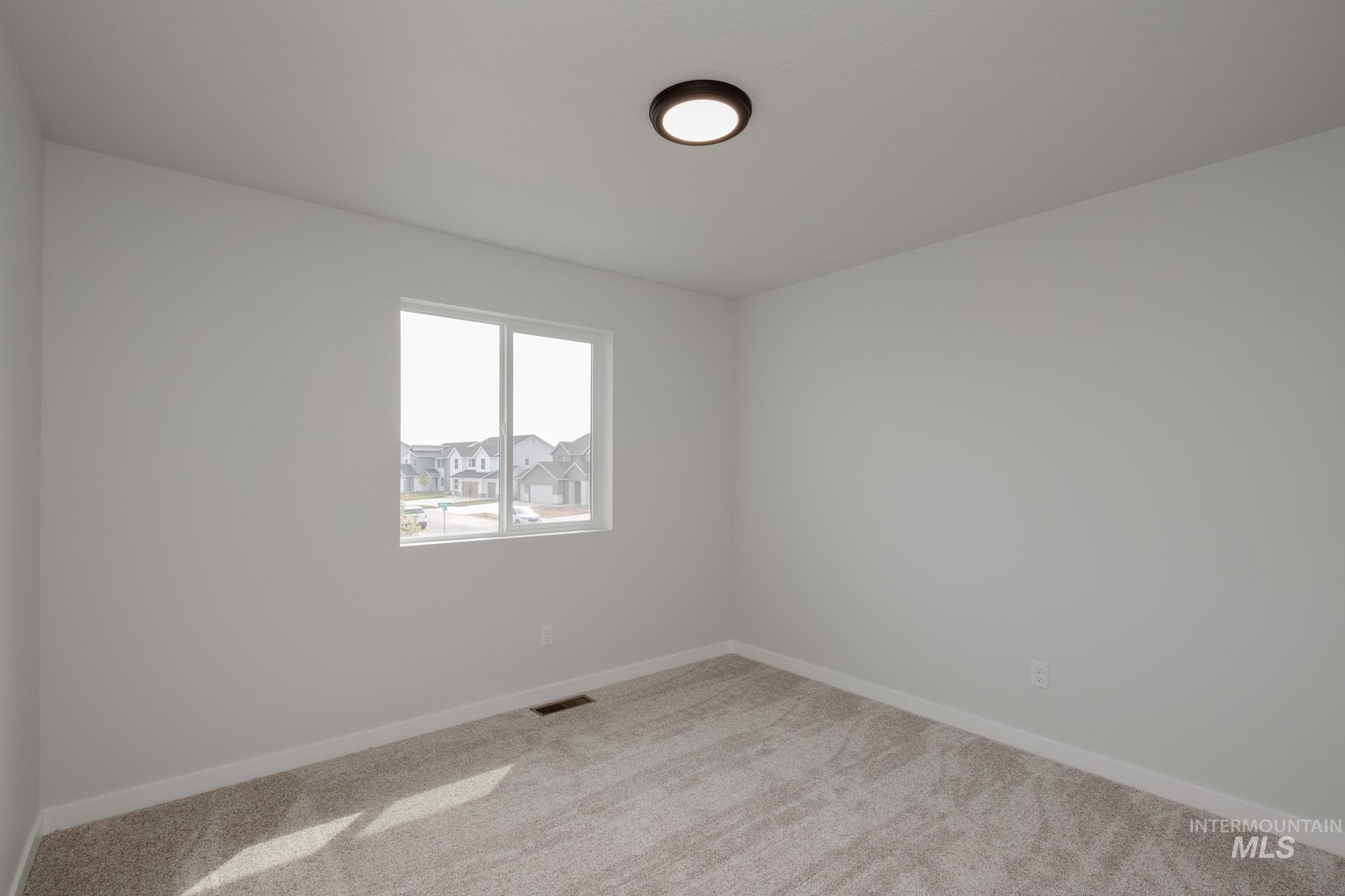 6751 W Redwood Creek Dr, Meridian, Idaho 83646, 3 Bedrooms, 2.5 Bathrooms, Residential For Sale, Price $454,990, 98976254