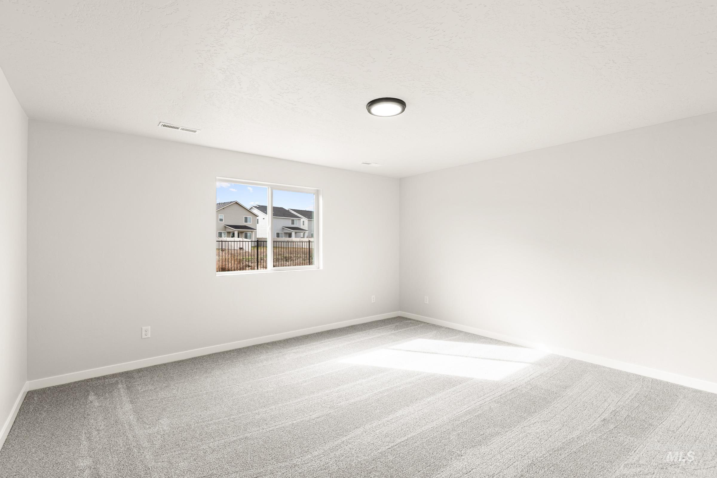 6715 W Redwood Creek Dr, Meridian, Idaho 83646, 4 Bedrooms, 2 Bathrooms, Residential For Sale, Price $479,990, 98976257