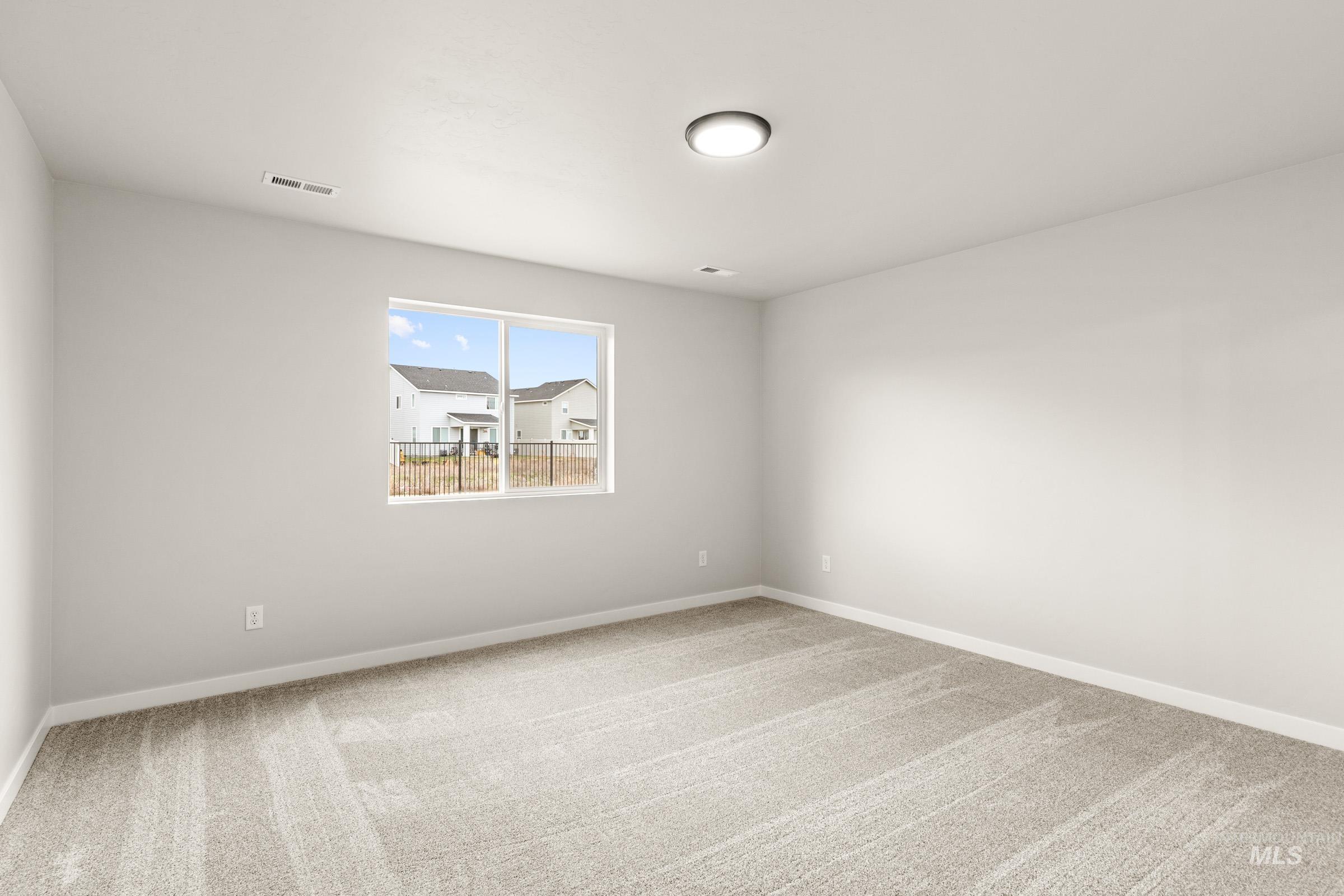 6697 W Redwood Creek Dr, Meridian, Idaho 83646, 3 Bedrooms, 2 Bathrooms, Residential For Sale, Price $449,990, 98976258