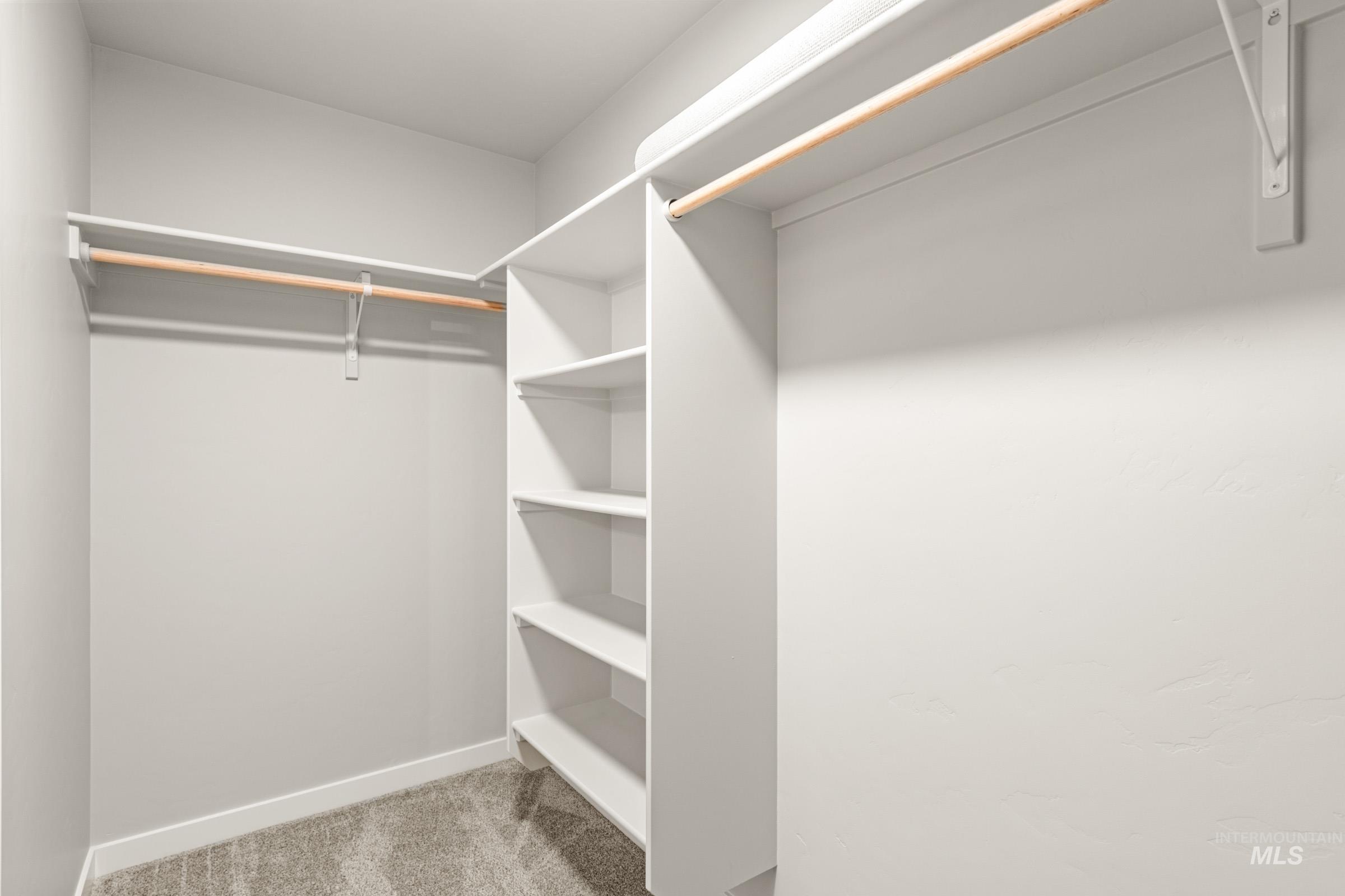 6697 W Redwood Creek Dr, Meridian, Idaho 83646, 3 Bedrooms, 2 Bathrooms, Residential For Sale, Price $449,990, 98976258