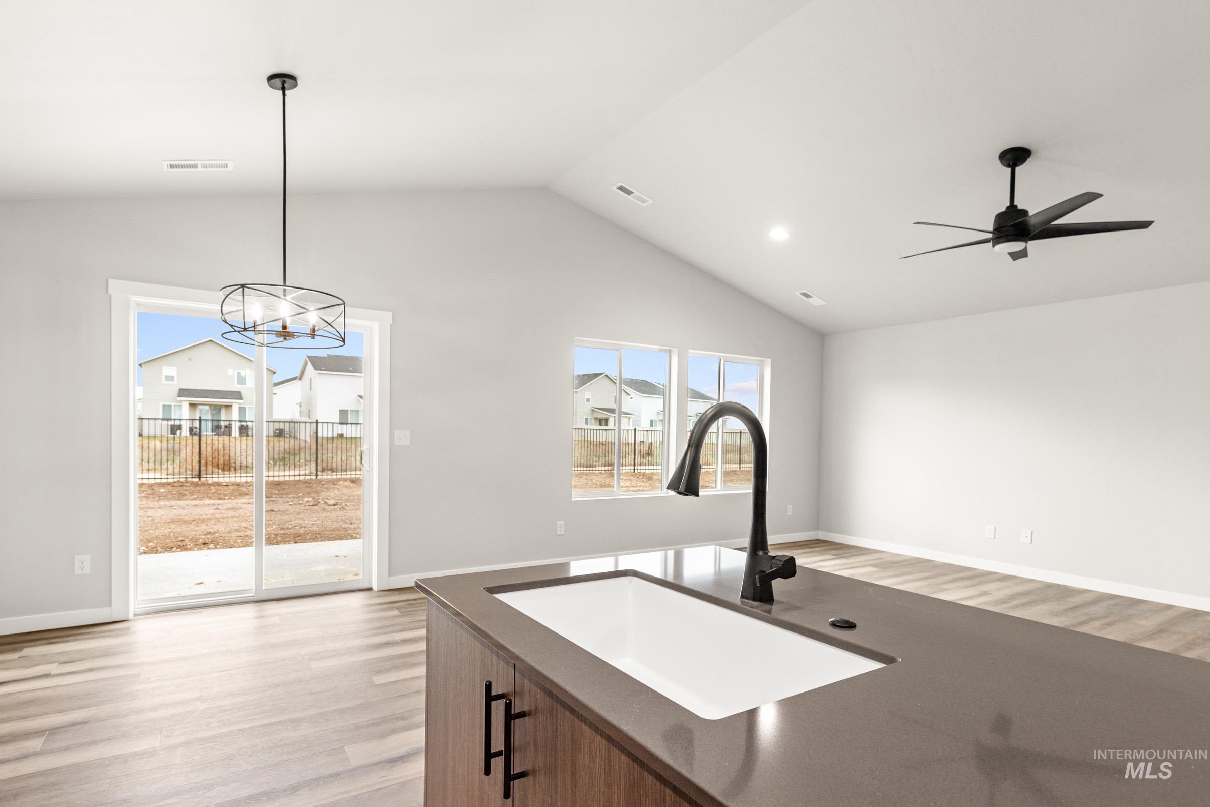 6697 W Redwood Creek Dr, Meridian, Idaho 83646, 3 Bedrooms, 2 Bathrooms, Residential For Sale, Price $449,990, 98976258