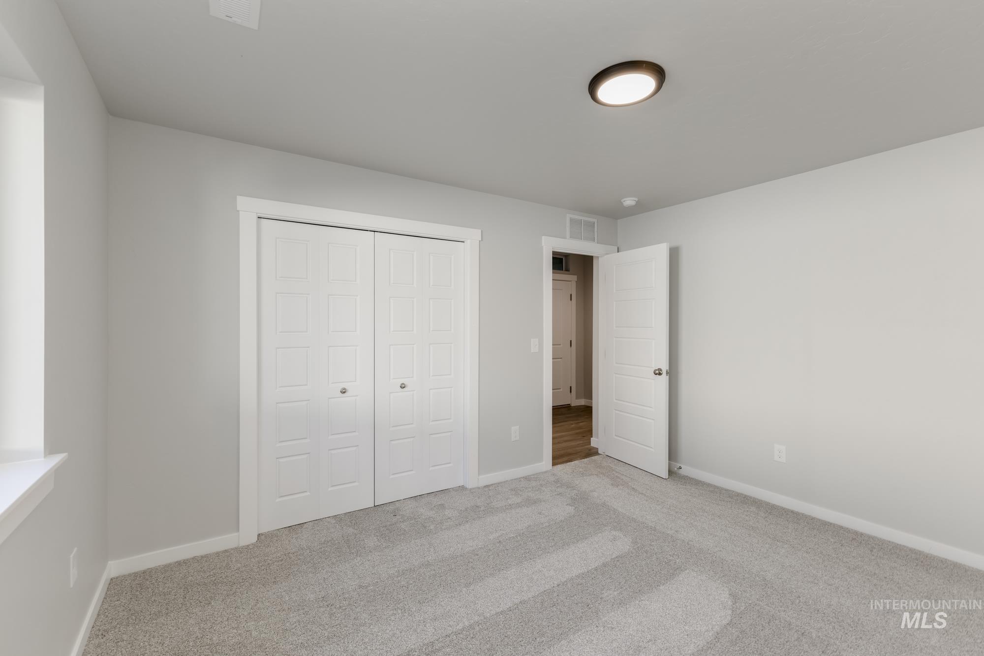 6679 W Redwood Creek Dr, Meridian, Idaho 83646, 4 Bedrooms, 2 Bathrooms, Residential For Sale, Price $509,990, 98976259