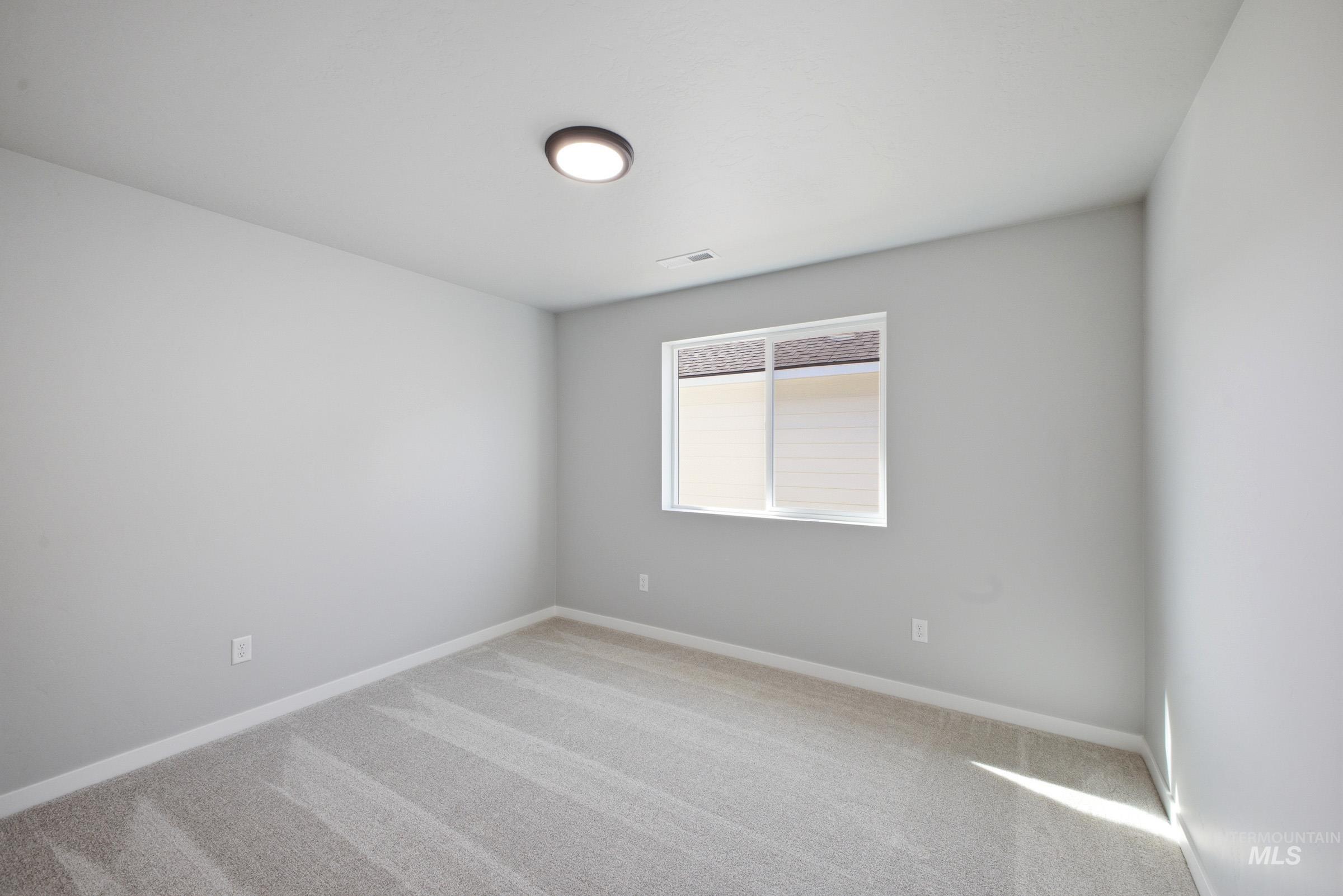 6679 W Redwood Creek Dr, Meridian, Idaho 83646, 4 Bedrooms, 2 Bathrooms, Residential For Sale, Price $509,990,MLS 98976259