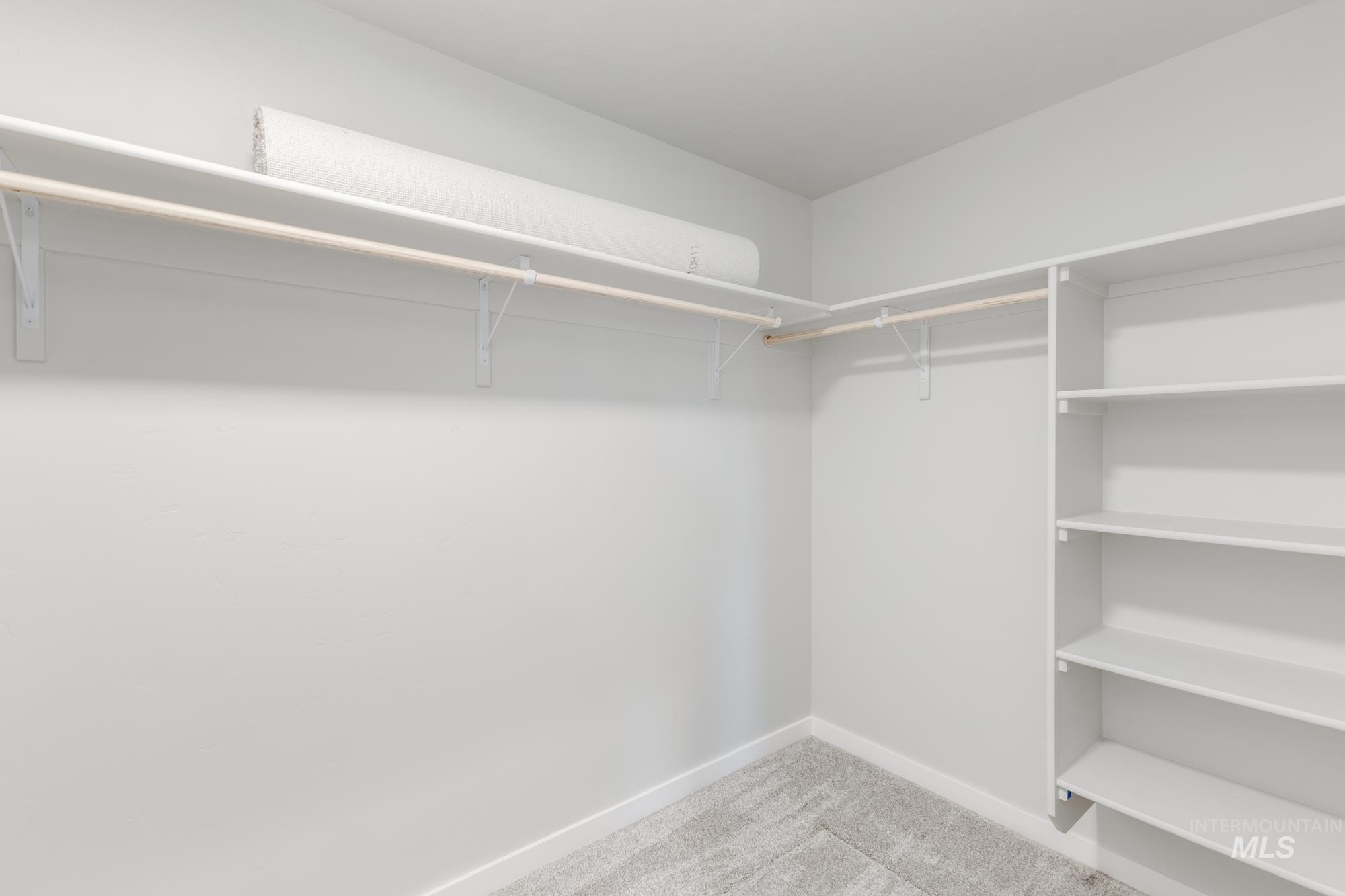 6679 W Redwood Creek Dr, Meridian, Idaho 83646, 4 Bedrooms, 2 Bathrooms, Residential For Sale, Price $509,990, 98976259