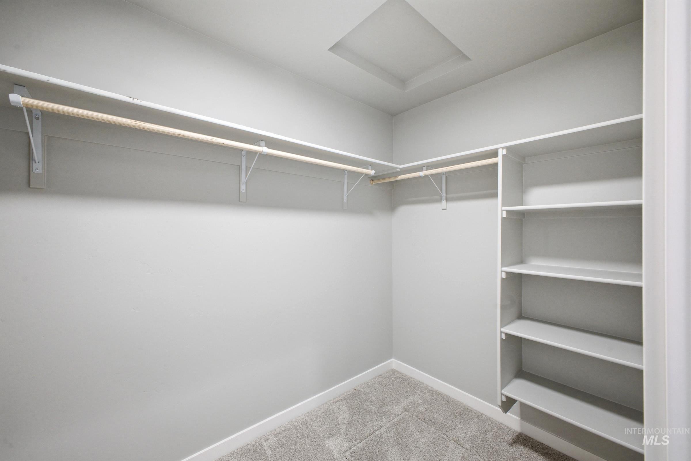 6679 W Redwood Creek Dr, Meridian, Idaho 83646, 4 Bedrooms, 2 Bathrooms, Residential For Sale, Price $509,990,MLS 98976259