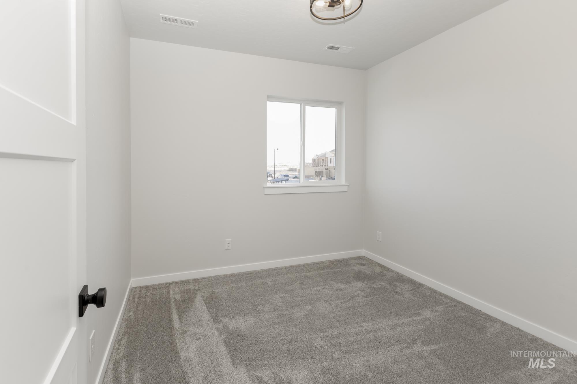 6728 W Redwood Creek Dr, Meridian, Idaho 83646, 3 Bedrooms, 2.5 Bathrooms, Residential For Sale, Price $429,990, 98976262