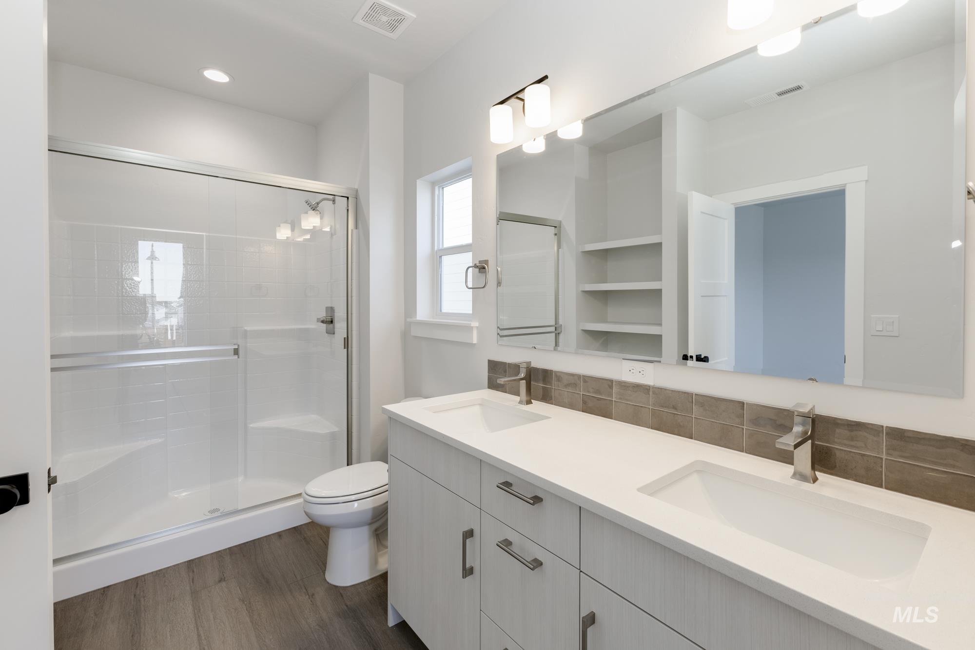 6728 W Redwood Creek Dr, Meridian, Idaho 83646, 3 Bedrooms, 2.5 Bathrooms, Residential For Sale, Price $429,990, 98976262