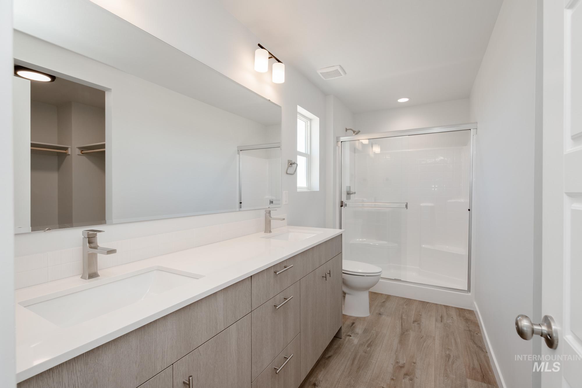 17763 N Hugh Glass Way, Nampa, Idaho 83687, 4 Bedrooms, 2.5 Bathrooms, Residential For Sale, Price $456,990, 98976263