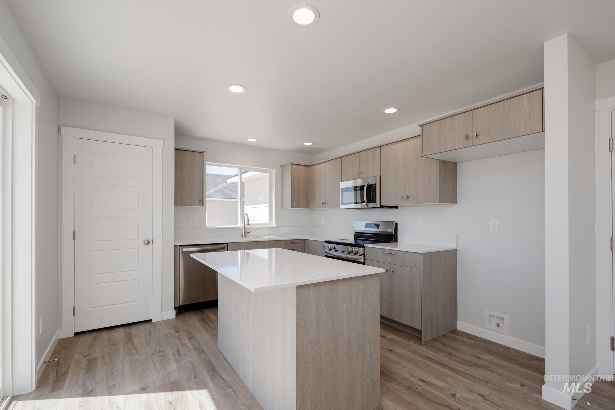 17763 N Hugh Glass Way, Nampa, Idaho 83687, 4 Bedrooms, 2.5 Bathrooms, Residential For Sale, Price $456,990, 98976263