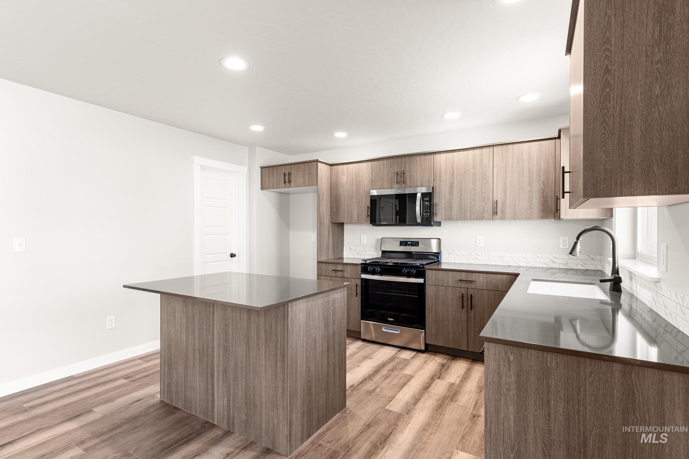 17635 N Boone Peak Ave, Nampa, Idaho 83687, 4 Bedrooms, 2.5 Bathrooms, Residential For Sale, Price $469,990, 98976265