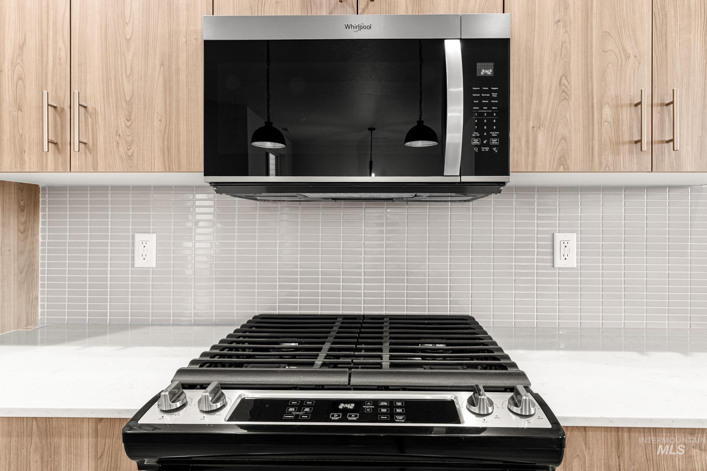 6759 S Harvest Cove Ave, Boise, Idaho 83709, 3 Bedrooms, 2.5 Bathrooms, Residential For Sale, Price $445,990, 98976266