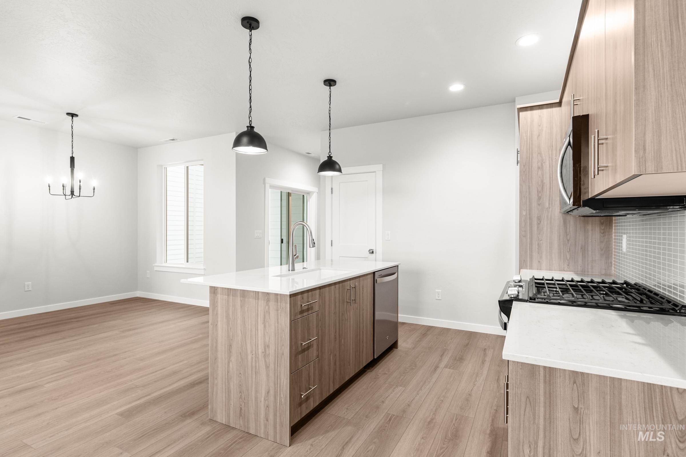 6759 S Harvest Cove Ave, Boise, Idaho 83709, 3 Bedrooms, 2.5 Bathrooms, Residential For Sale, Price $445,990, 98976266