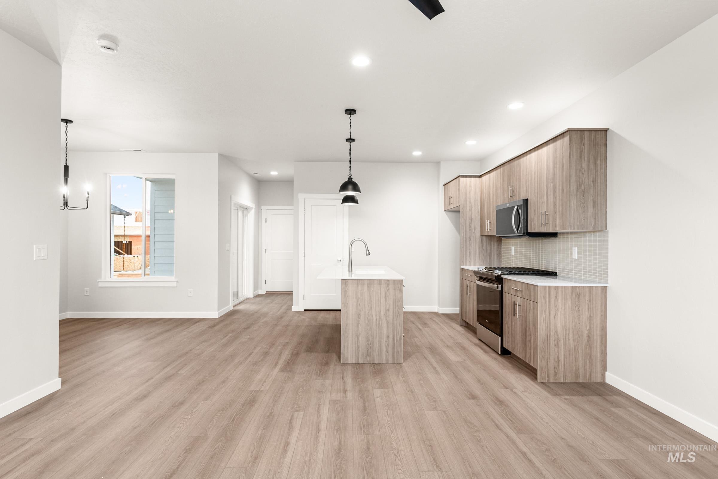 6759 S Harvest Cove Ave, Boise, Idaho 83709, 3 Bedrooms, 2.5 Bathrooms, Residential For Sale, Price $445,990, 98976266