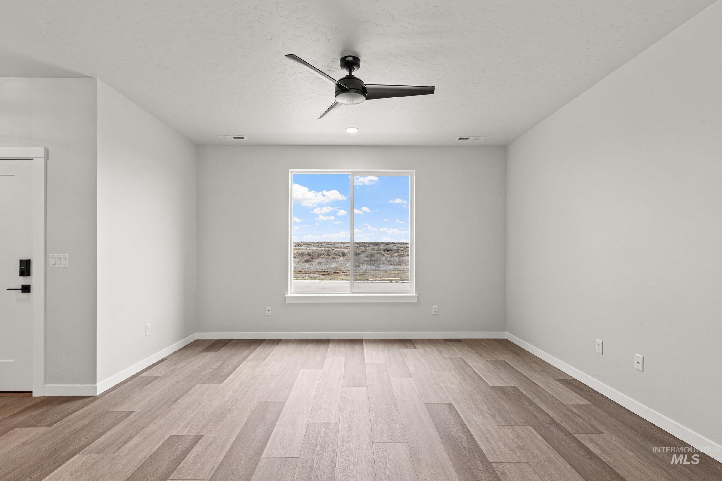 6763 S Harvest Cove Ave, Boise, Idaho 83709, 3 Bedrooms, 2.5 Bathrooms, Residential For Sale, Price $479,990, 98976267