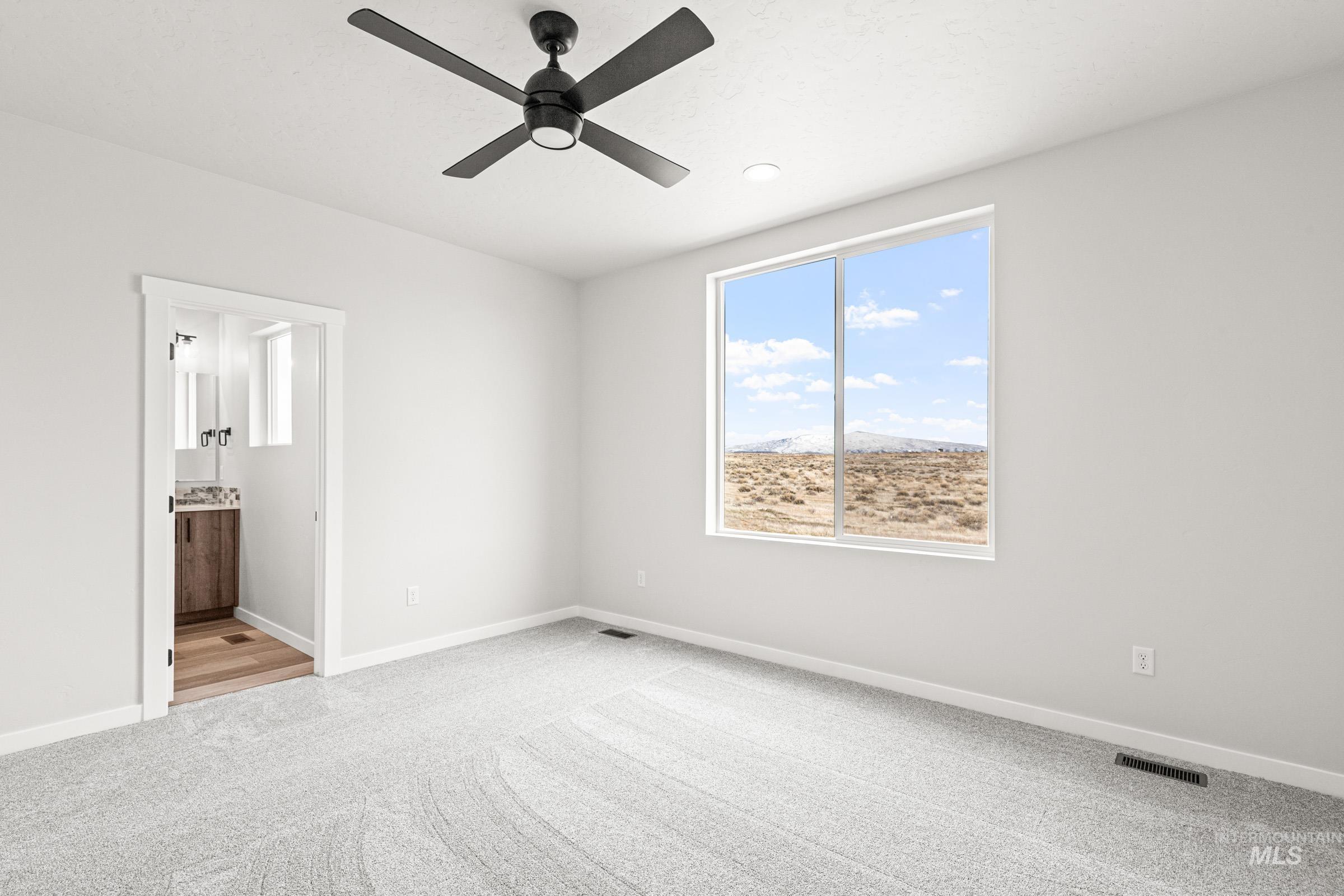 6763 S Harvest Cove Ave, Boise, Idaho 83709, 3 Bedrooms, 2.5 Bathrooms, Residential For Sale, Price $479,990, 98976267