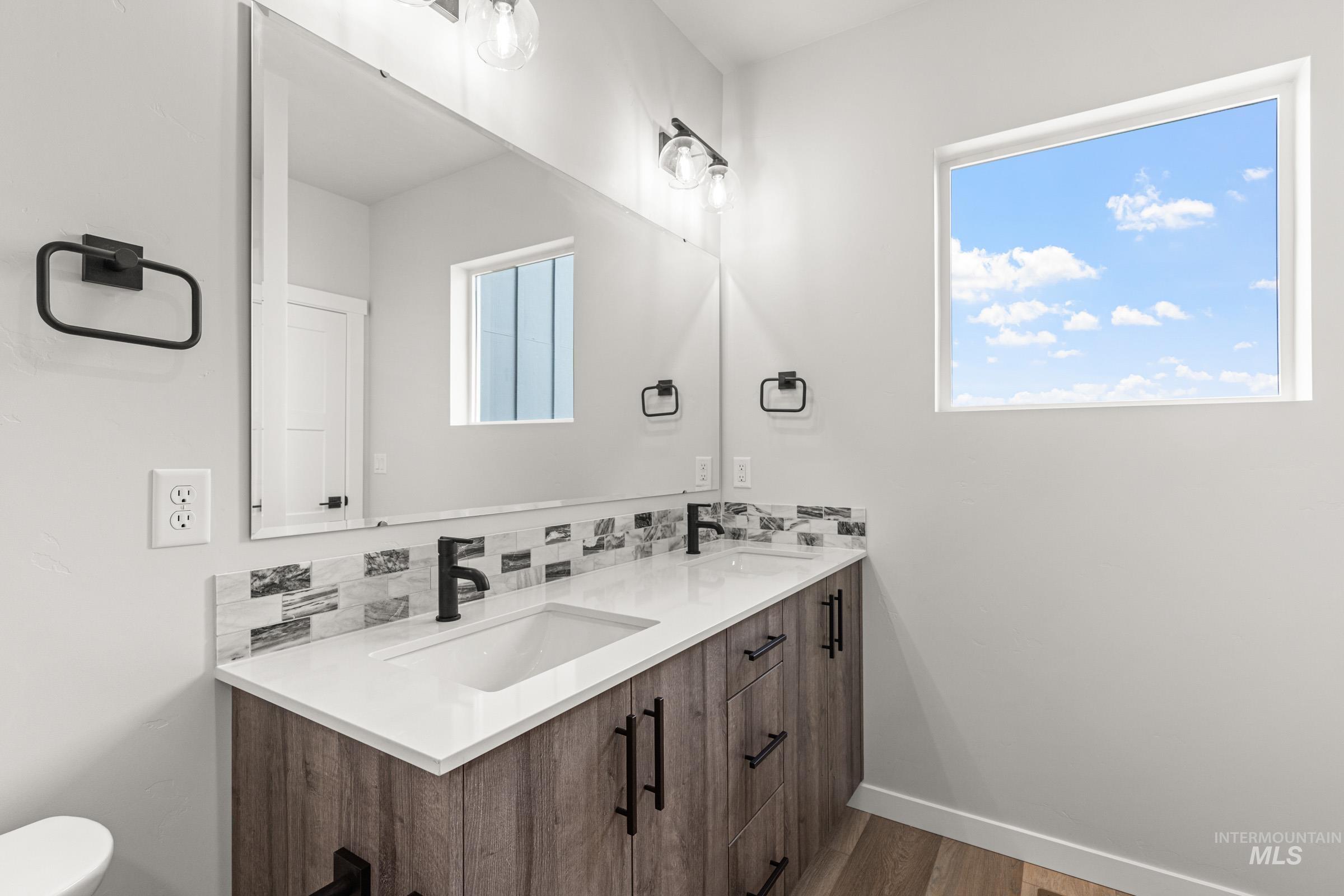 6763 S Harvest Cove Ave, Boise, Idaho 83709, 3 Bedrooms, 2.5 Bathrooms, Residential For Sale, Price $479,990, 98976267