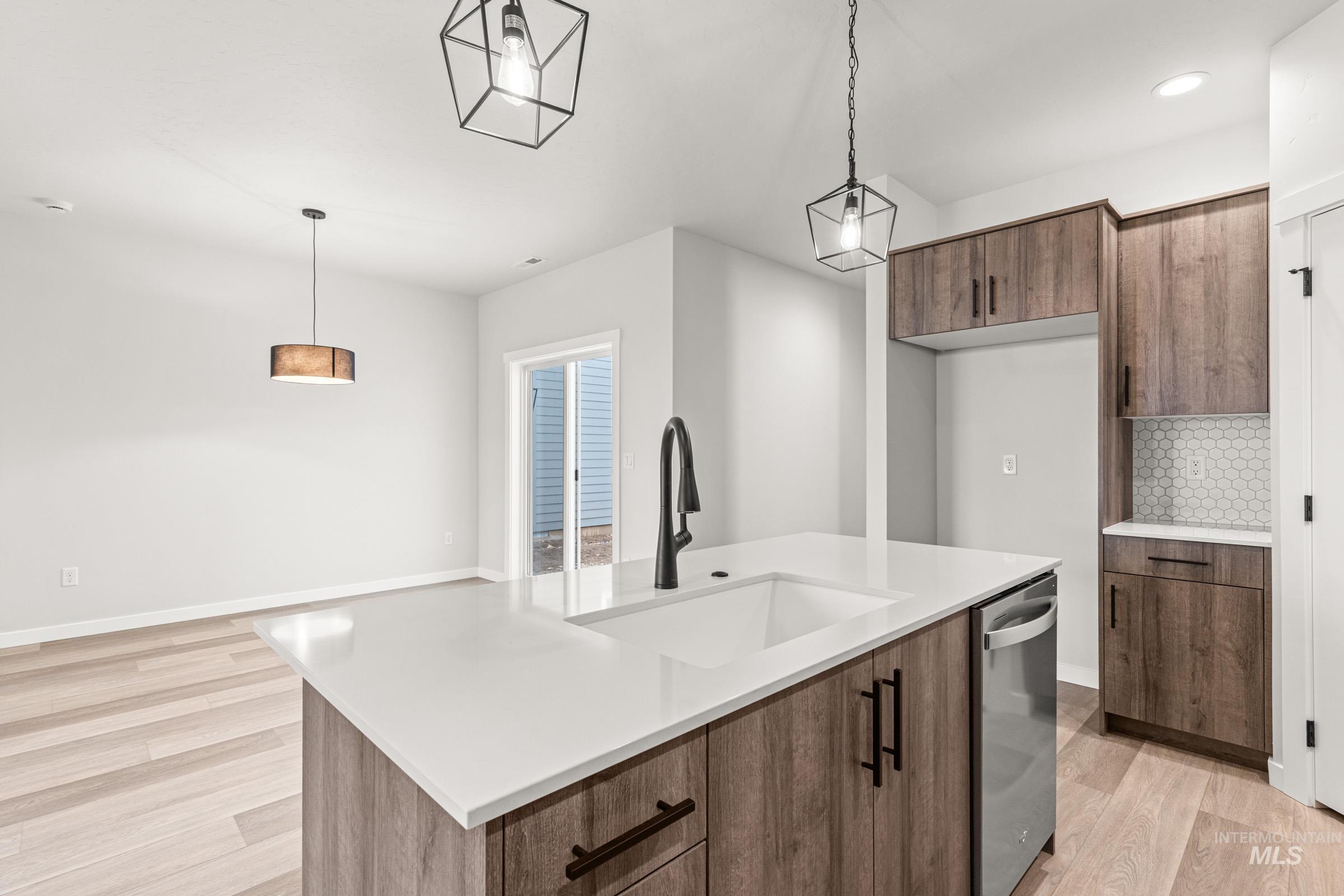 6763 S Harvest Cove Ave, Boise, Idaho 83709, 3 Bedrooms, 2.5 Bathrooms, Residential For Sale, Price $479,990, 98976267